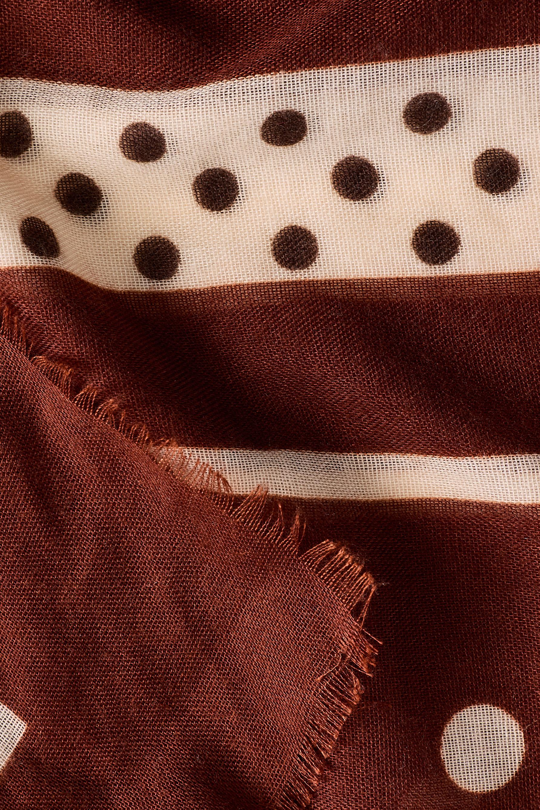 Printed rectangular scarf — BROWN