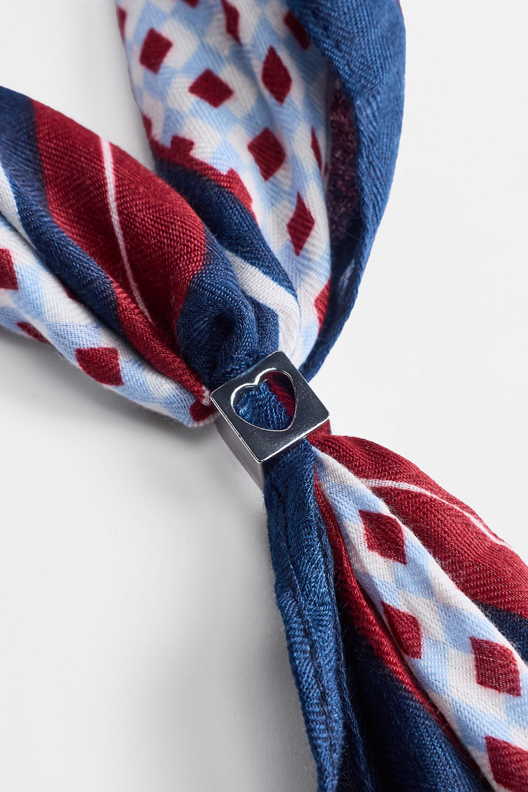 Printed scarf — BLUE