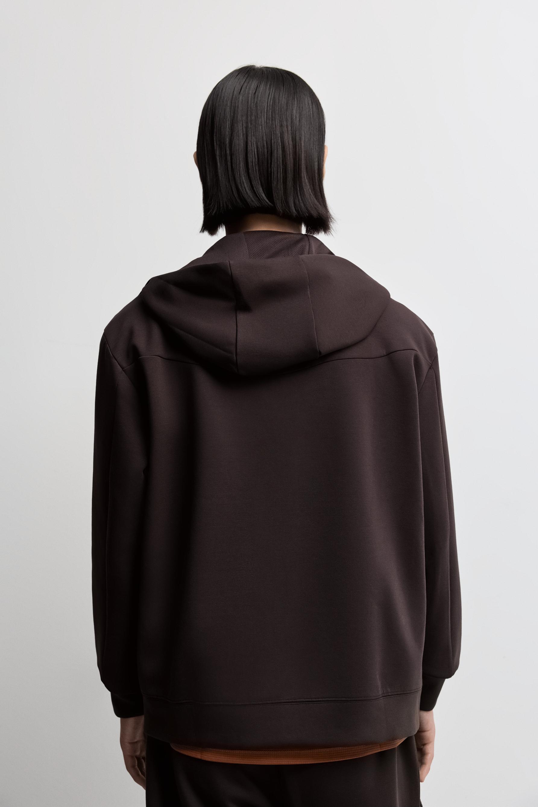 Interlock zip hoodie — CHOCOLATE