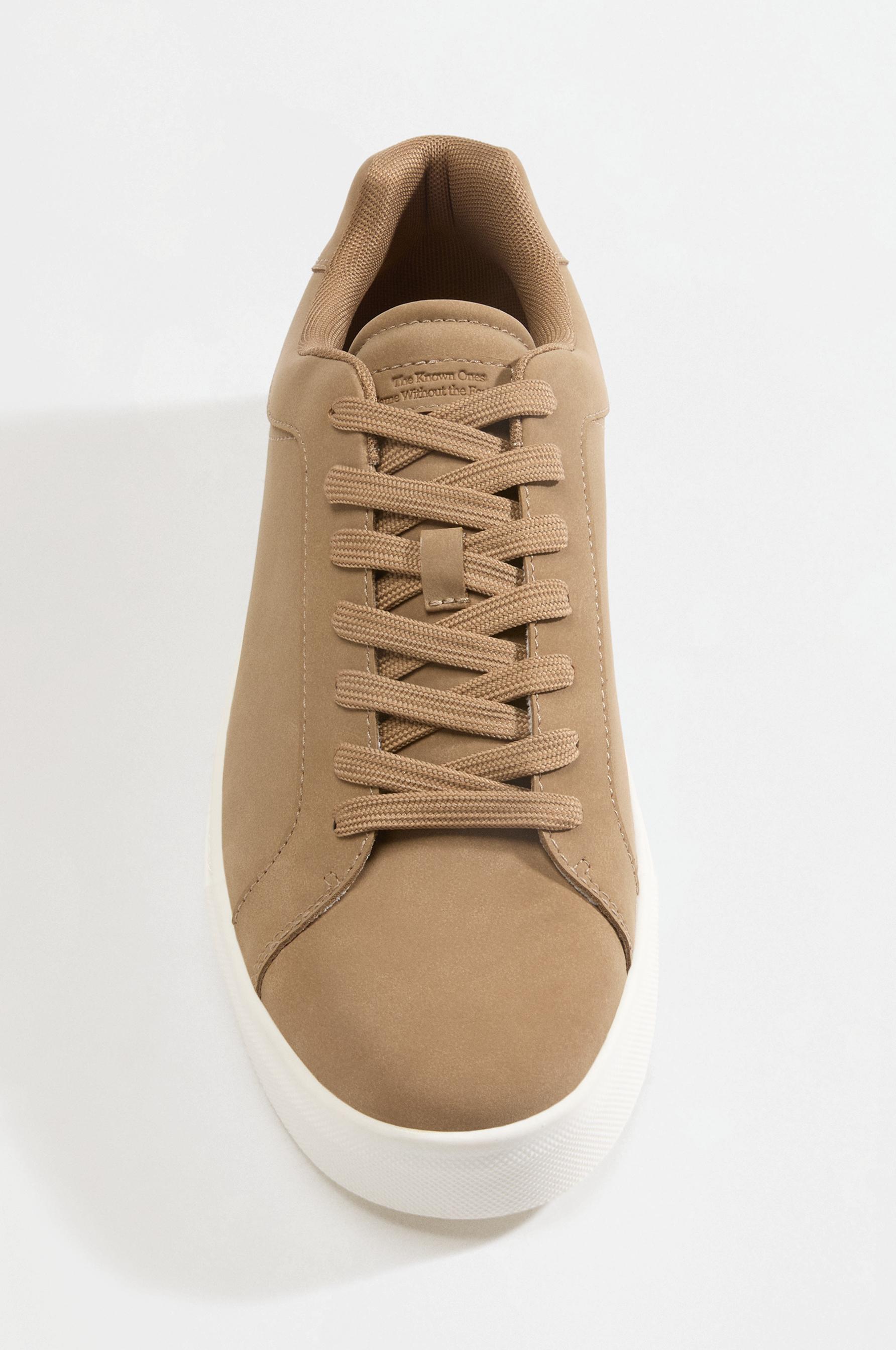 Smart sneakers — LEATHER