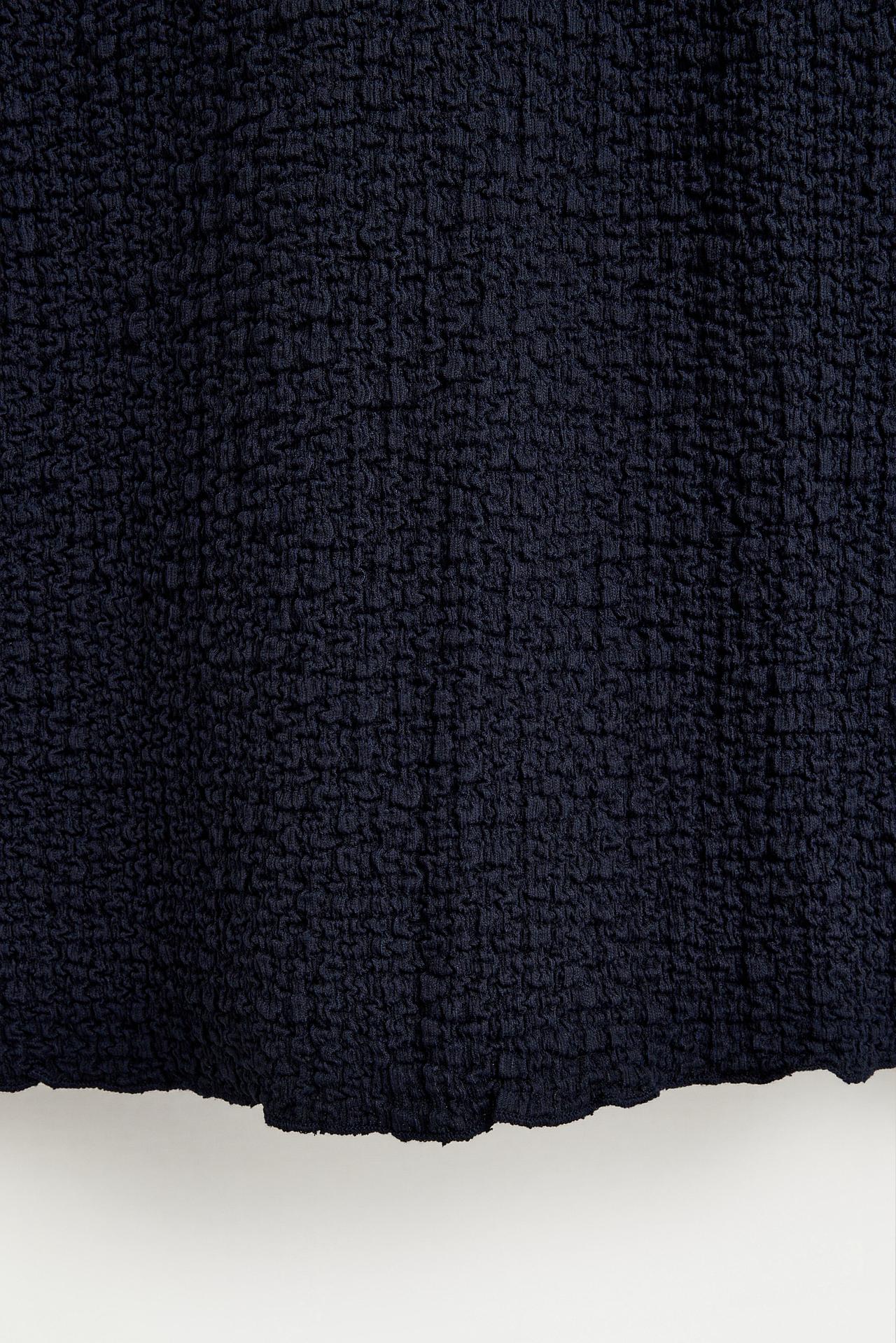 Textured midi skirt — NAVY