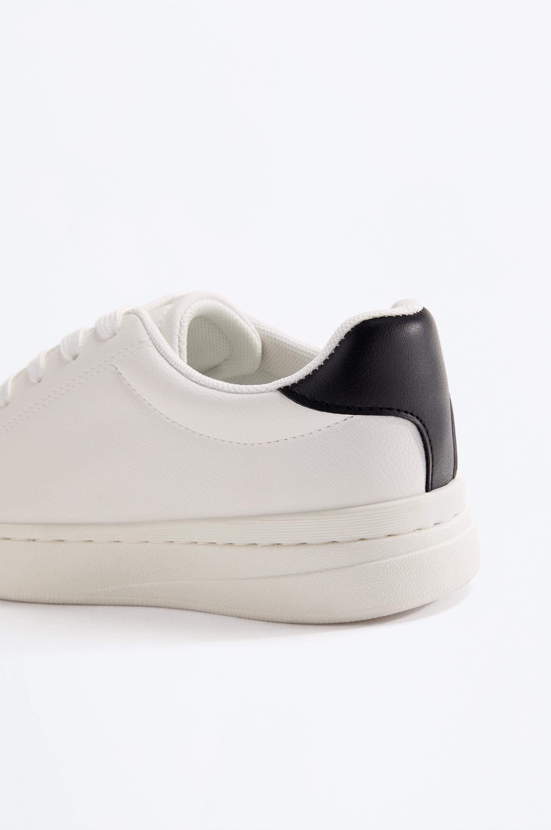 Casual platform shoe — WHITE