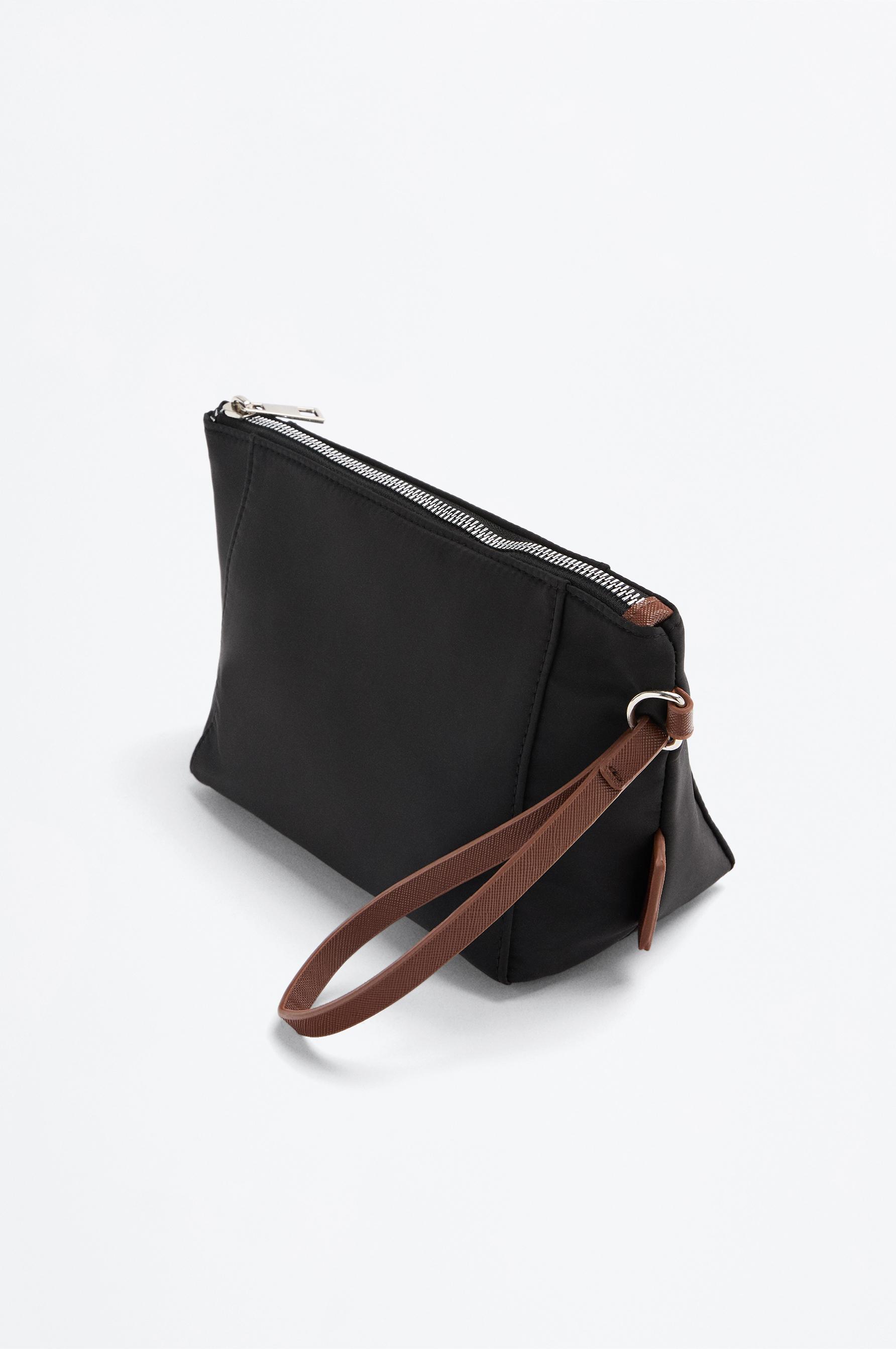 Nylon wristlet toiletry bag — BLACK