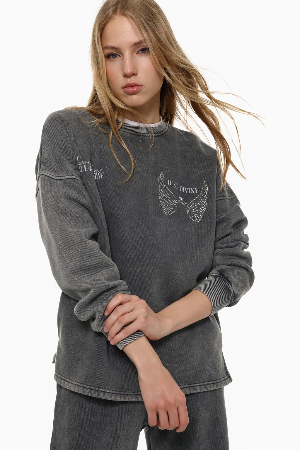 Washed-effect sweatshirt