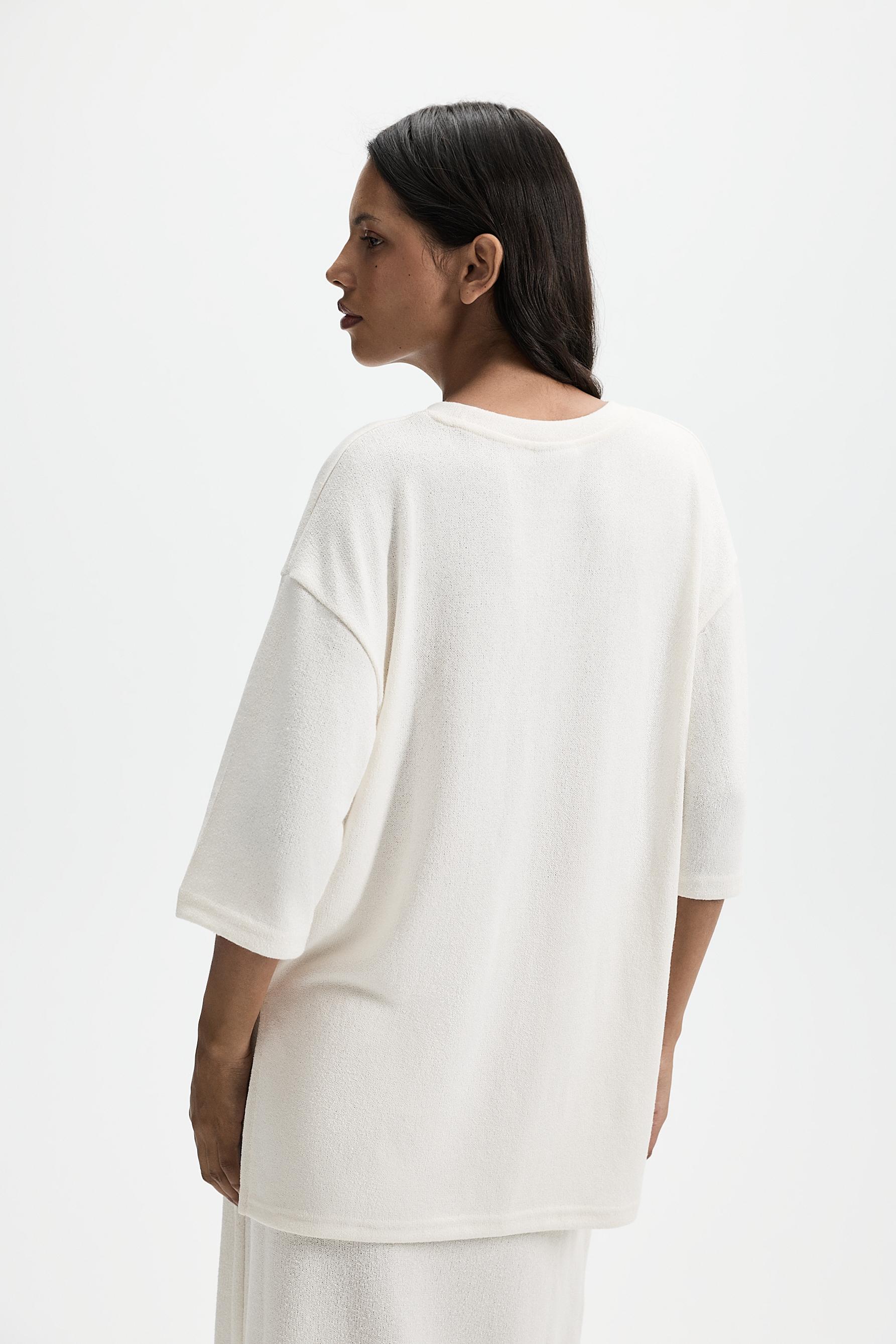 Oversize rustic T-shirt — OFF WHITE