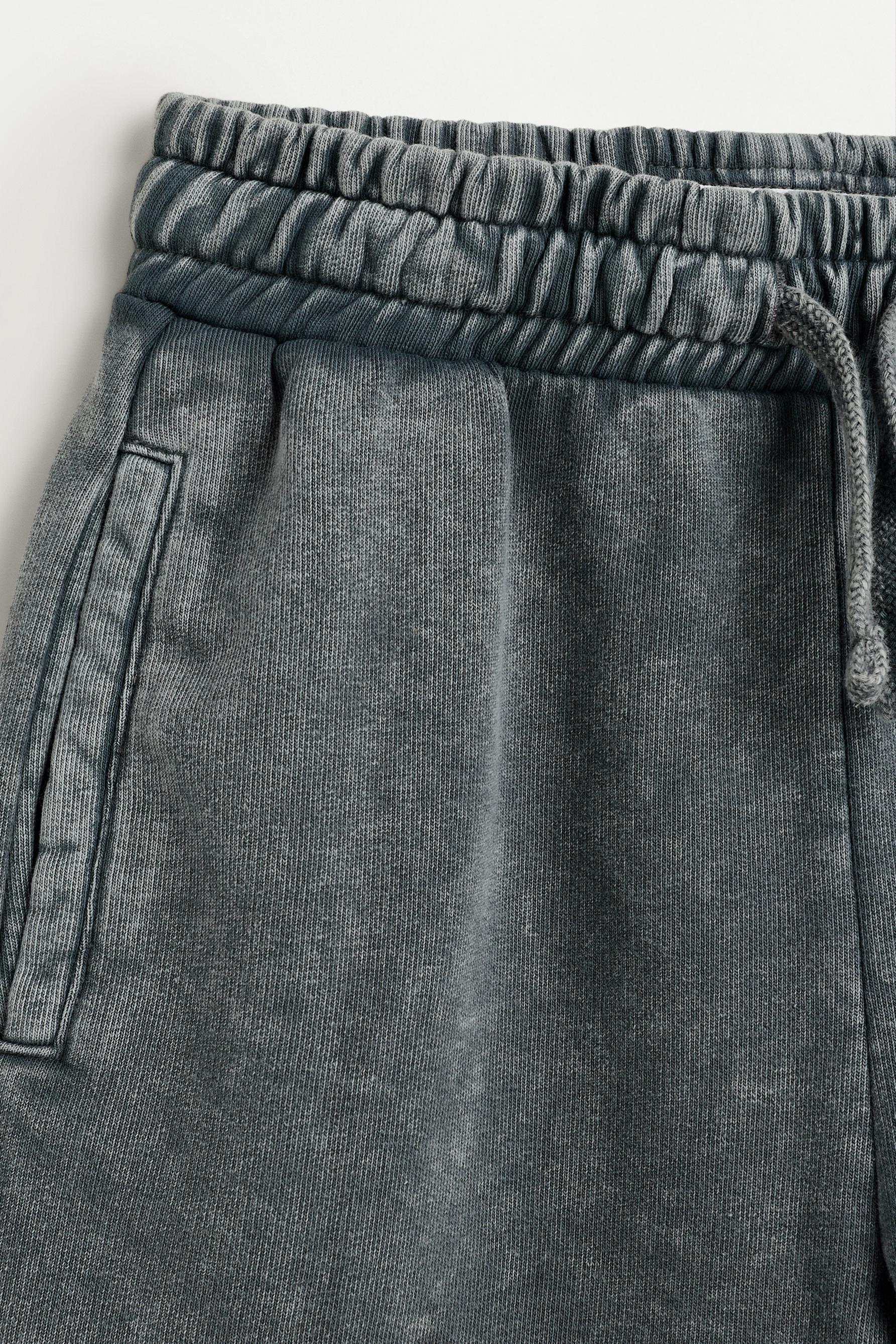 Plush Bermuda shorts with patch — BLUE GREY