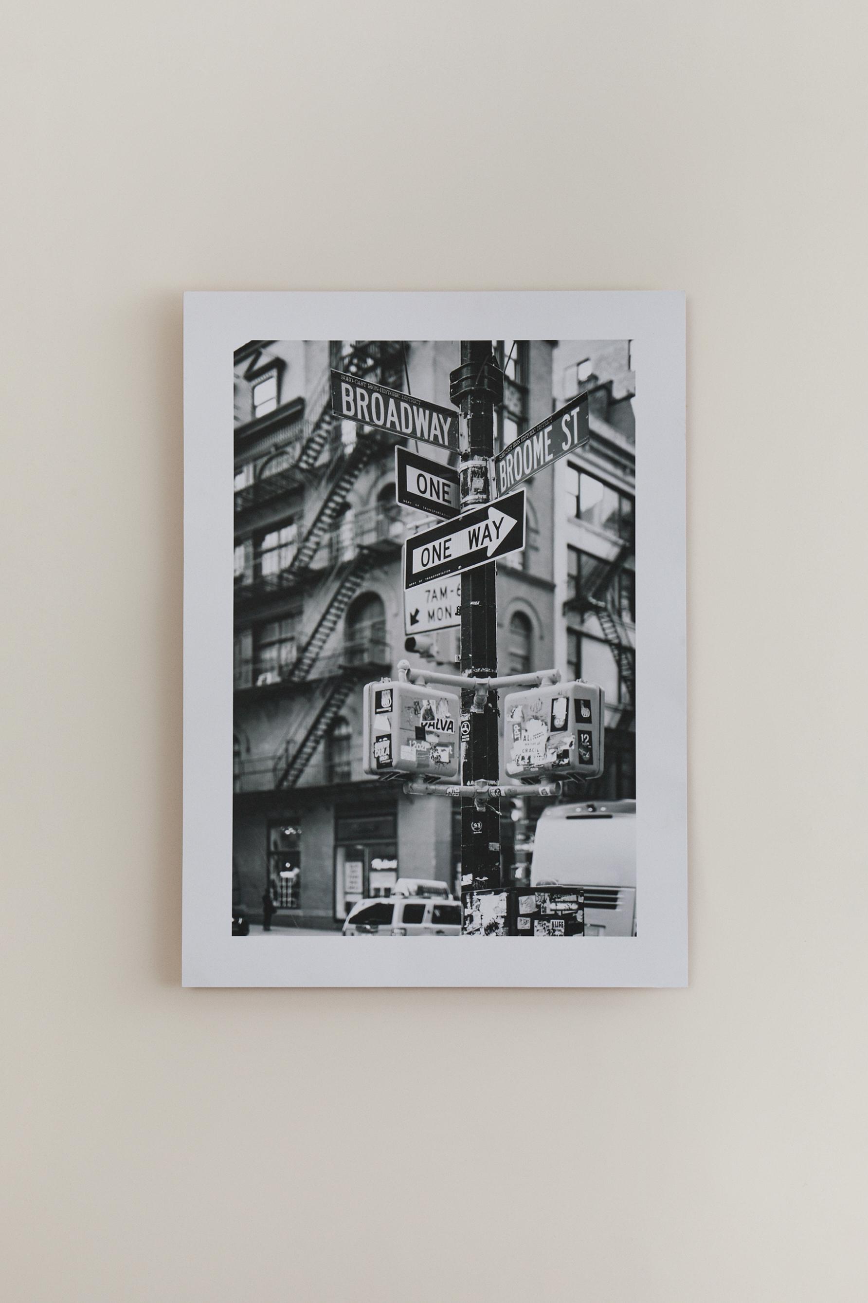 Póster Street Sings de POSTERY (50 x 70 cm)