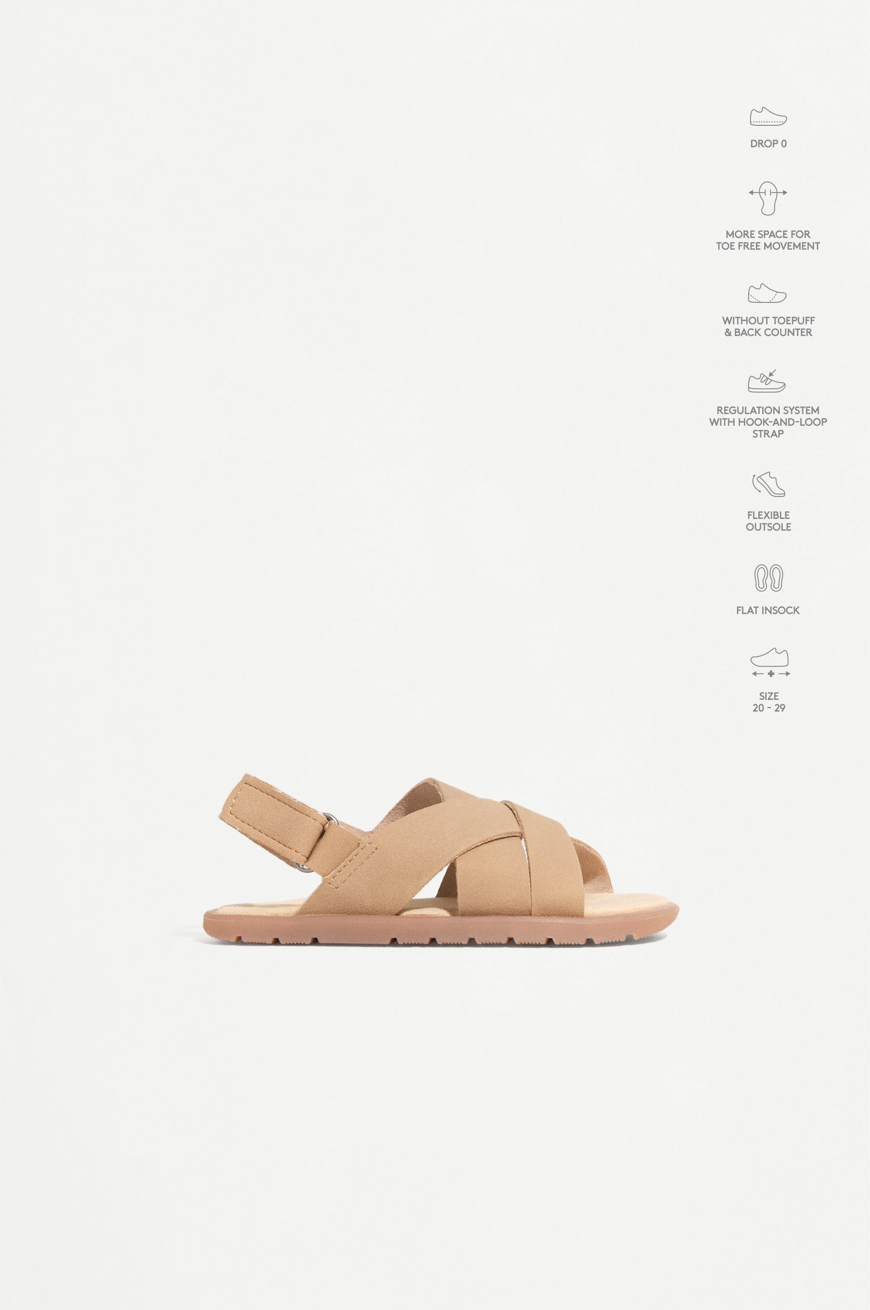 BAREFOOT STRAP SANDALS — BROWN