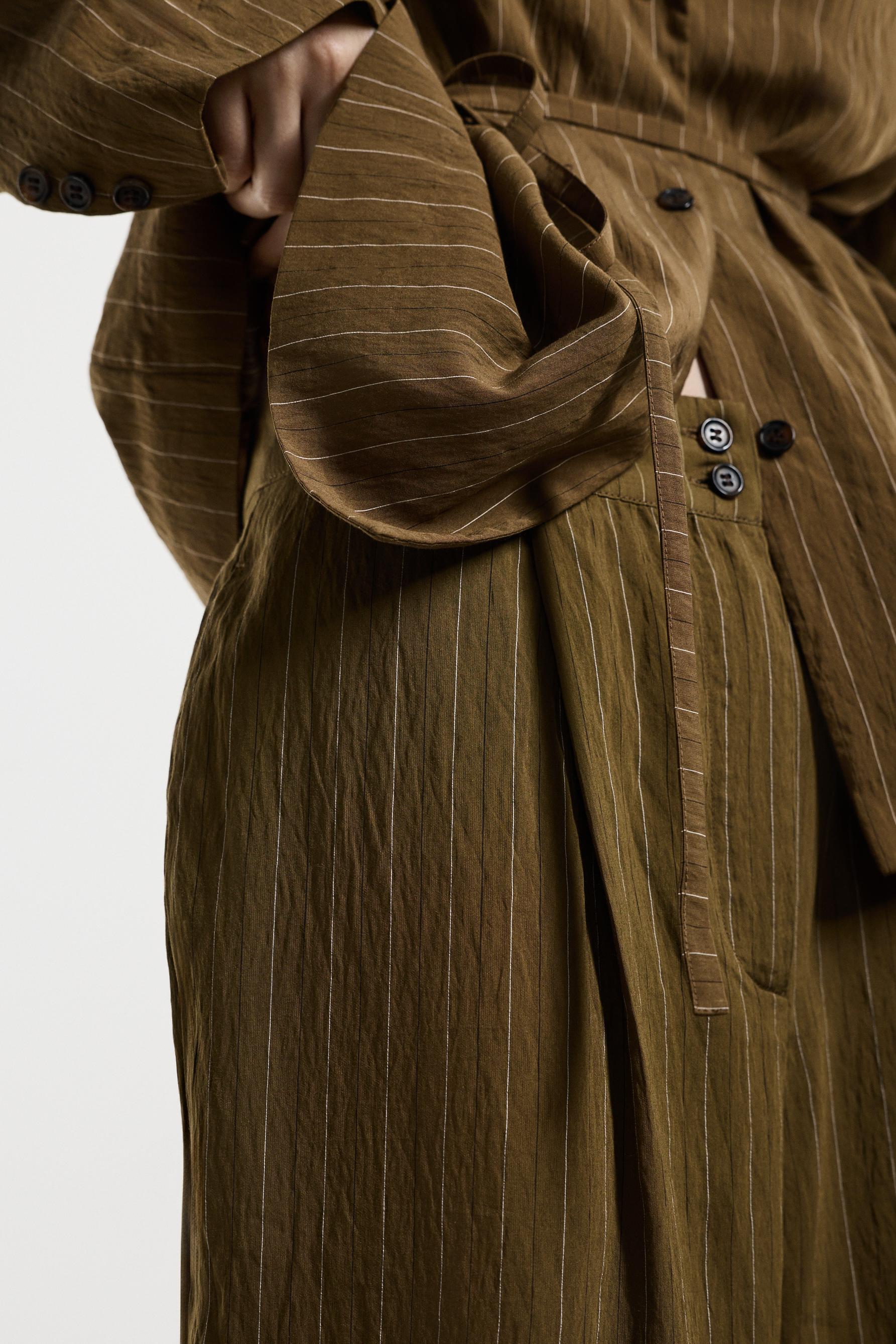 Flowing trousers — GREENISH