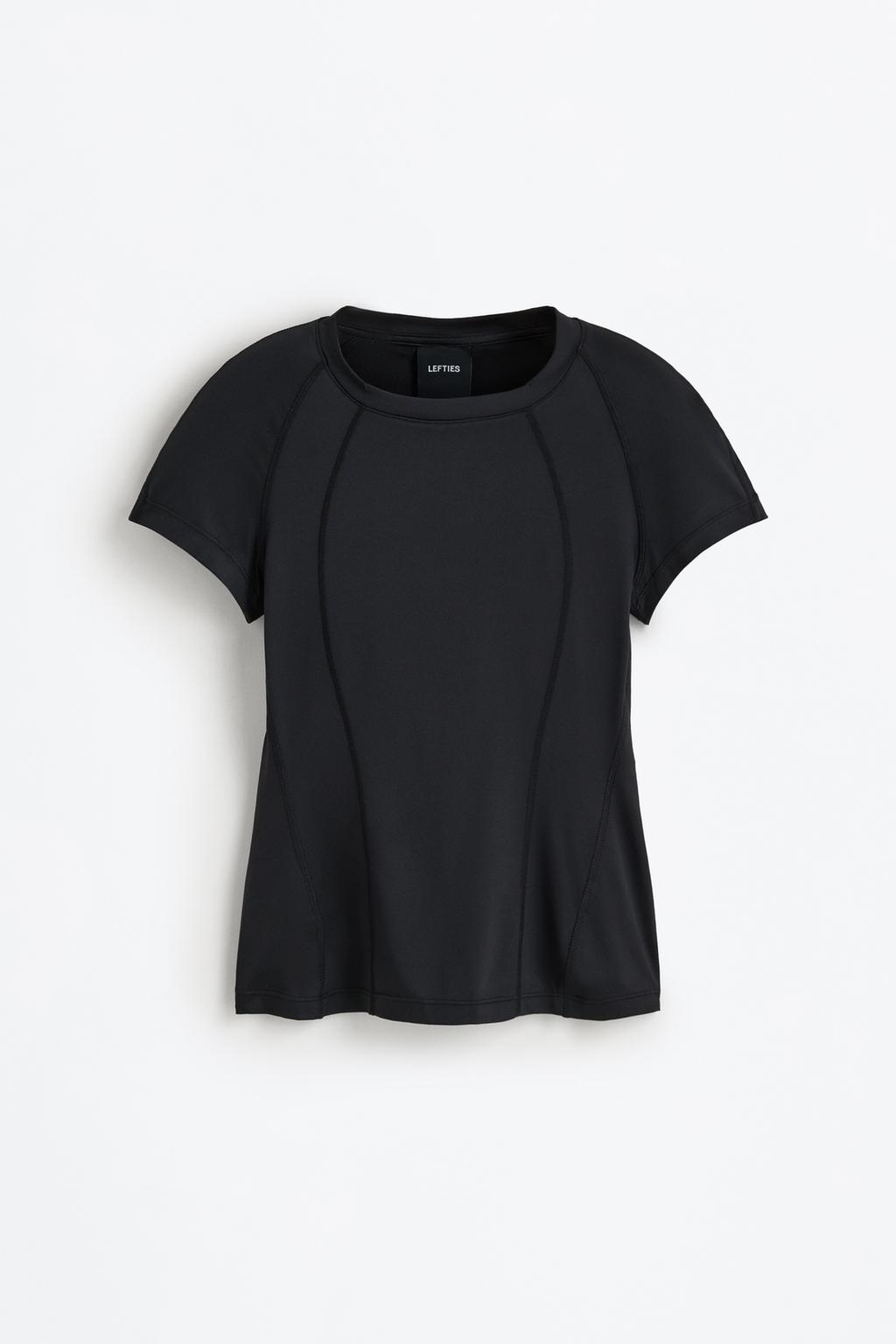 T-shirt desportiva básica