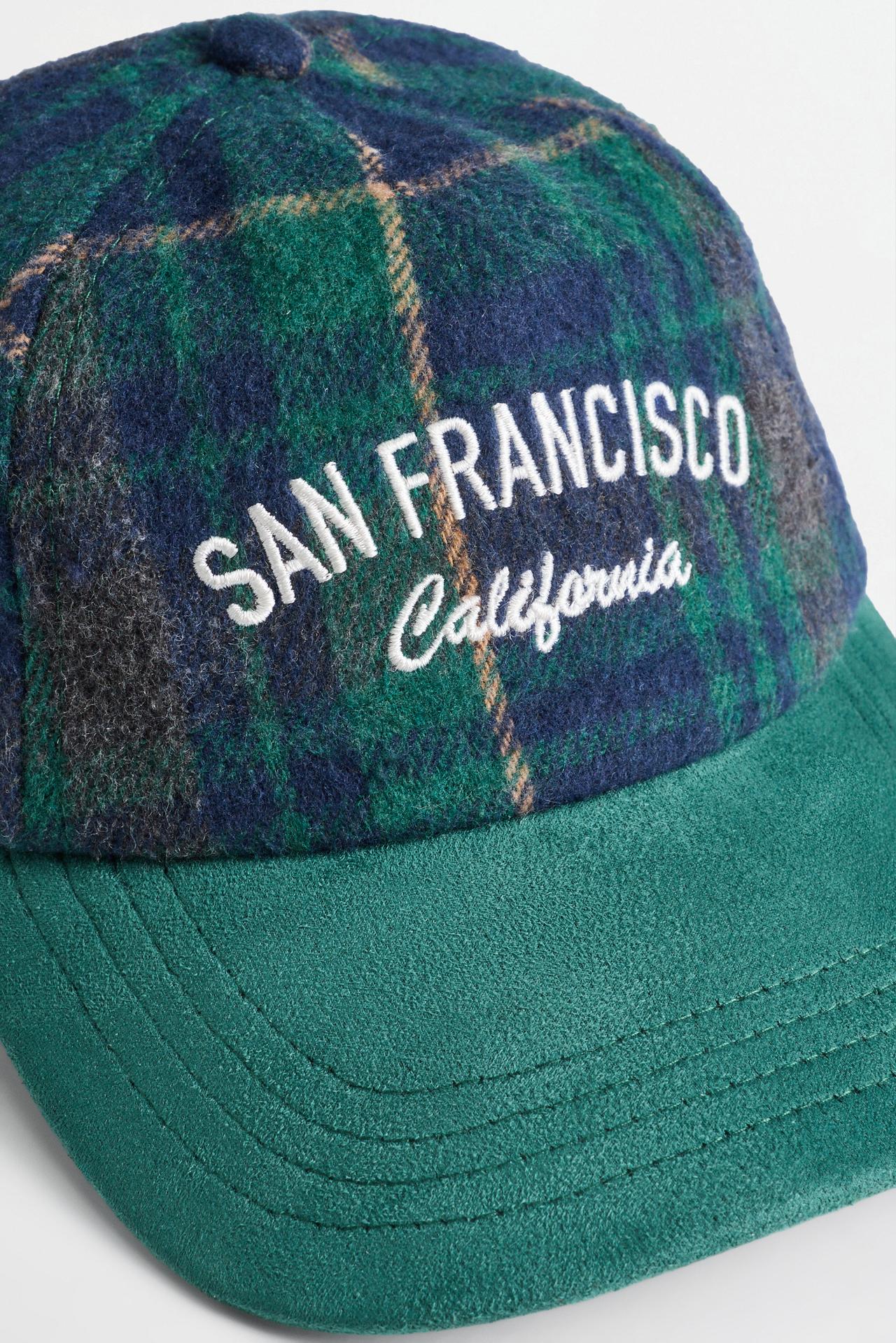 Felt cap — GREENISH BLUE