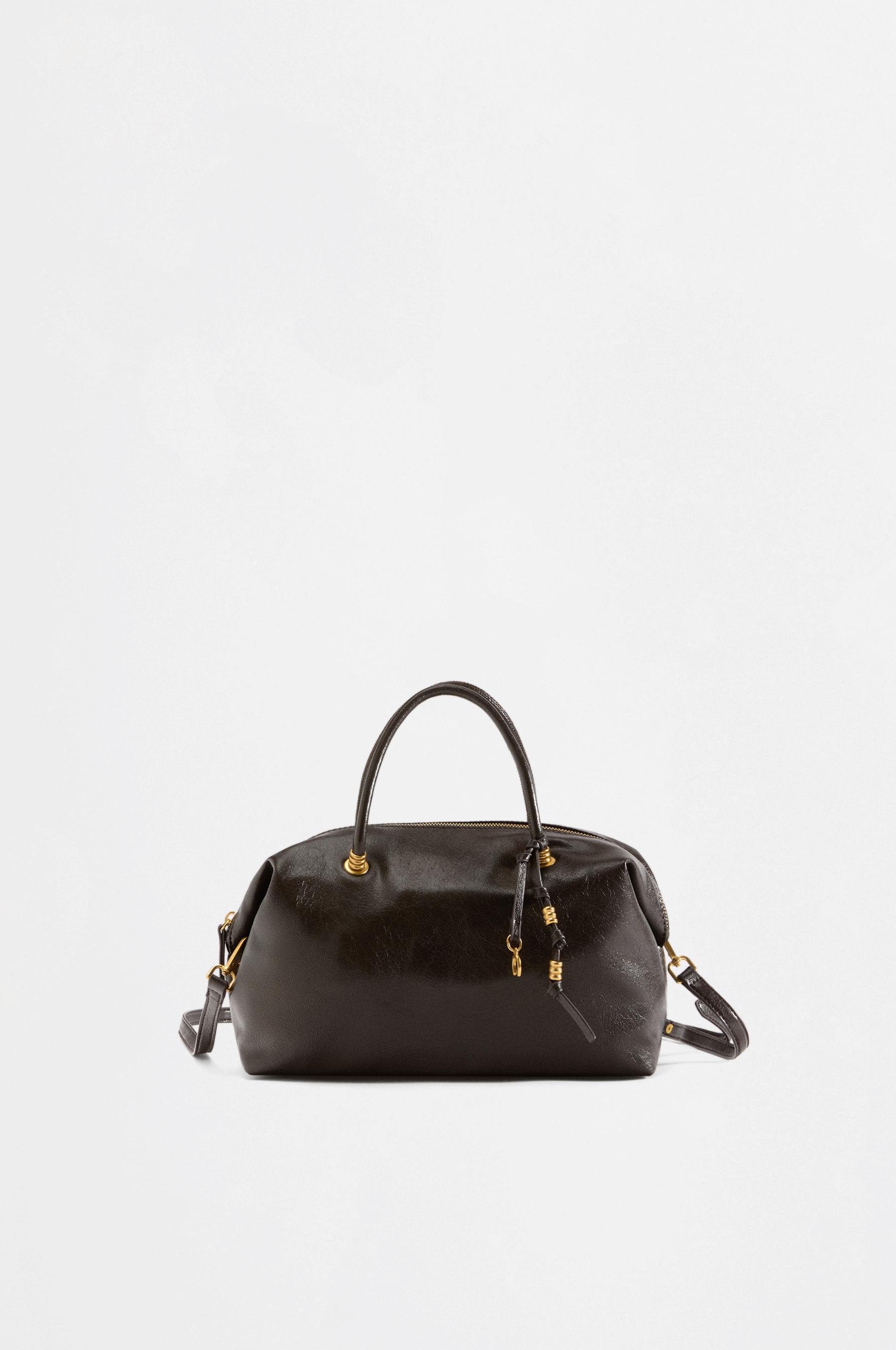 Bowling bag with charm — BROWN
