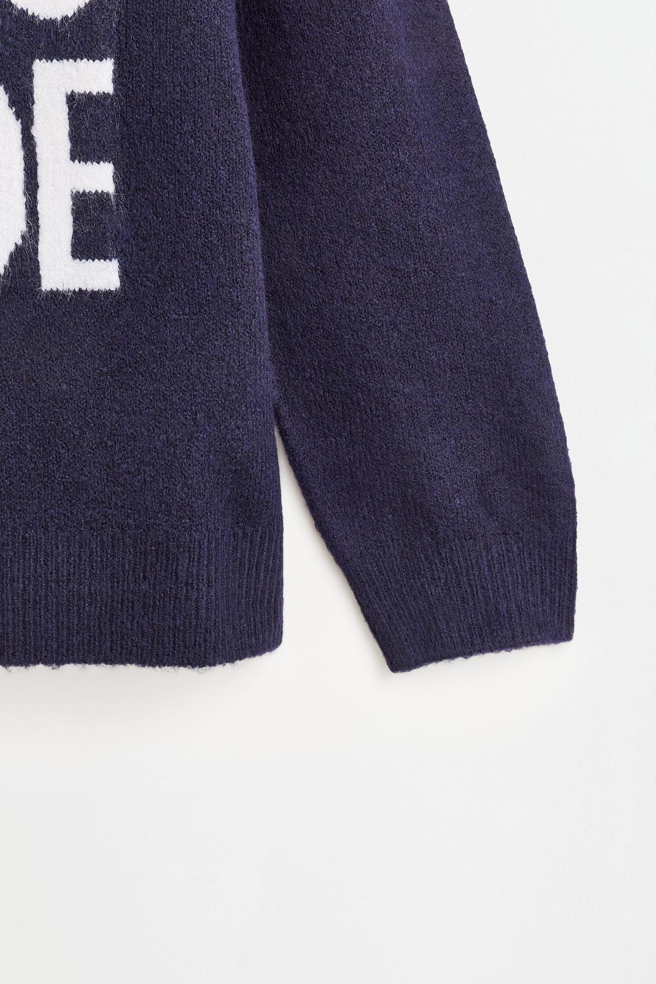 Soft text sweater — NAVY