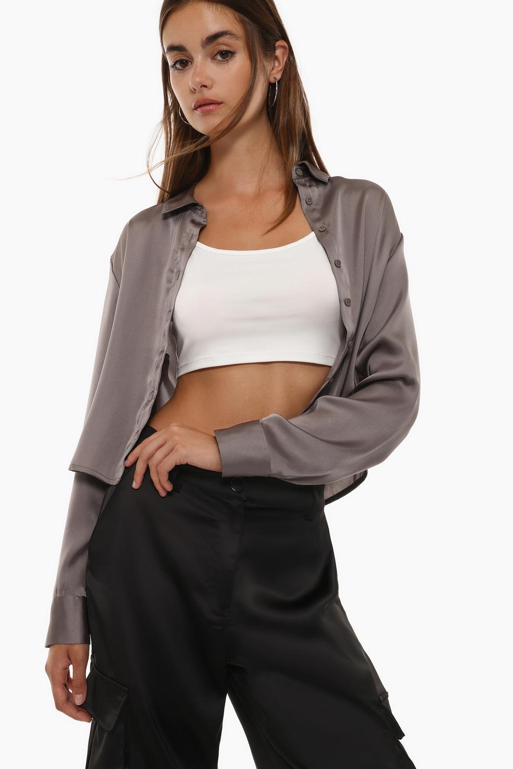 Camisa cropped satinada