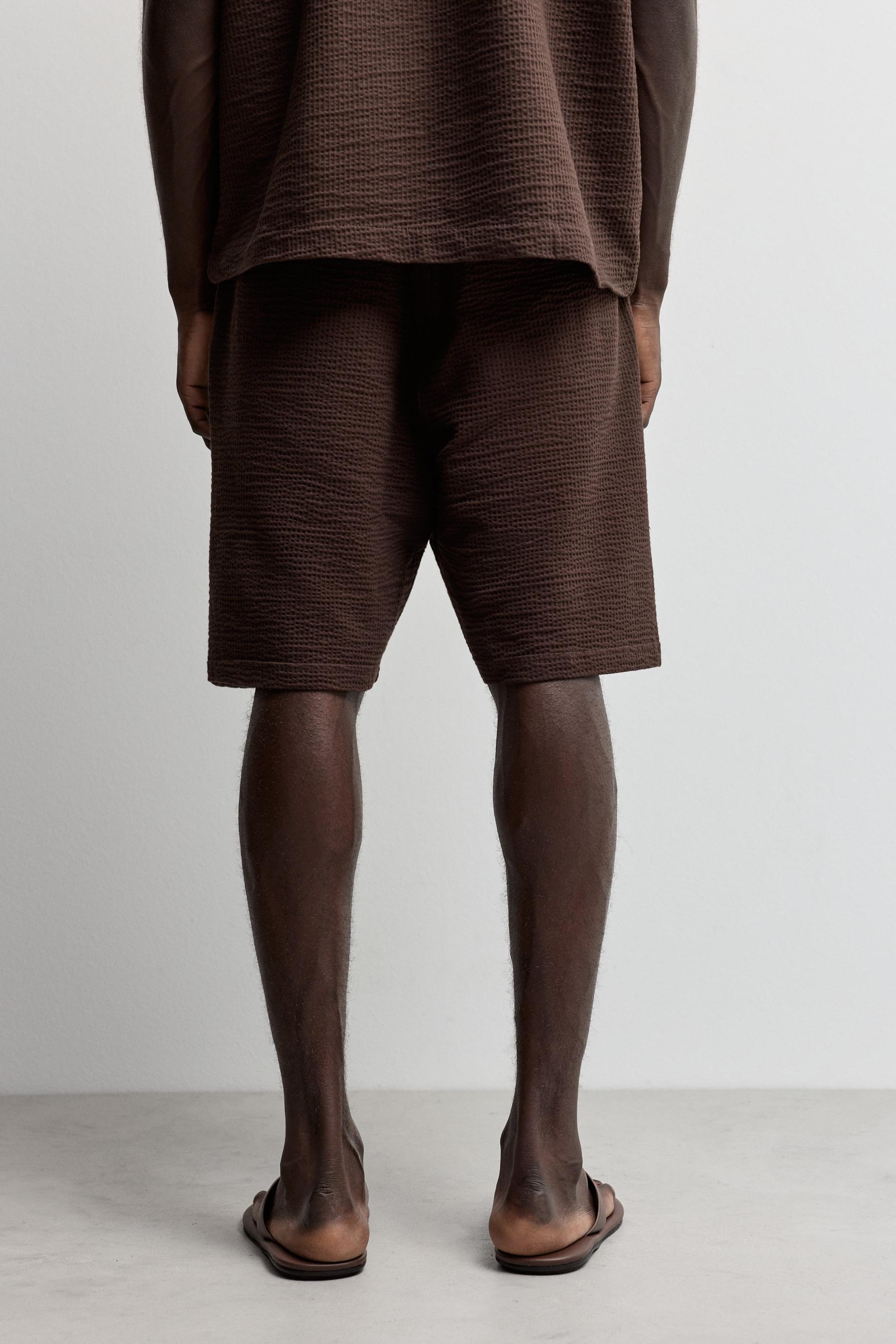 Seersucker Bermuda shorts — CHOCOLATE