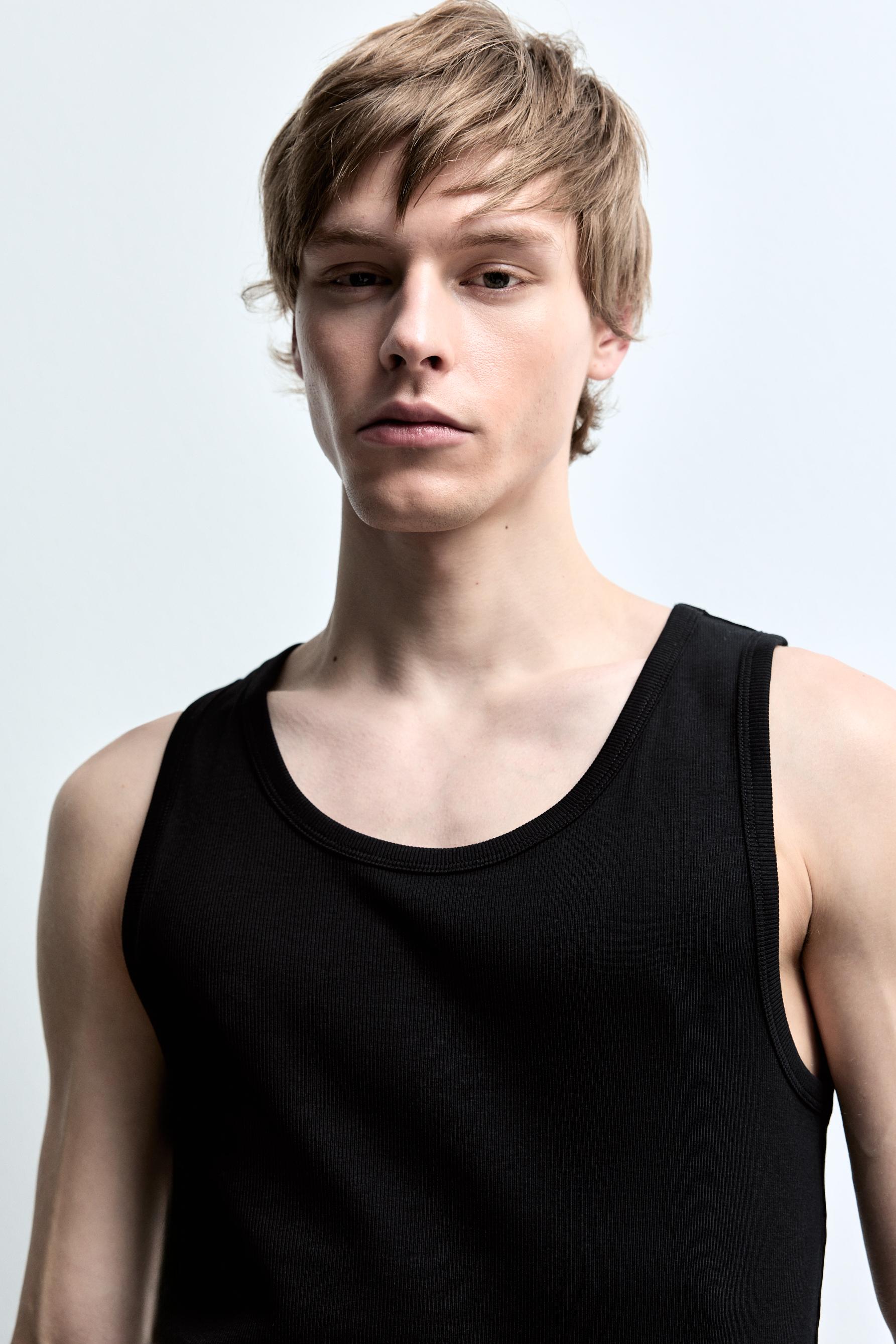 Ribbed vest top — BLACK