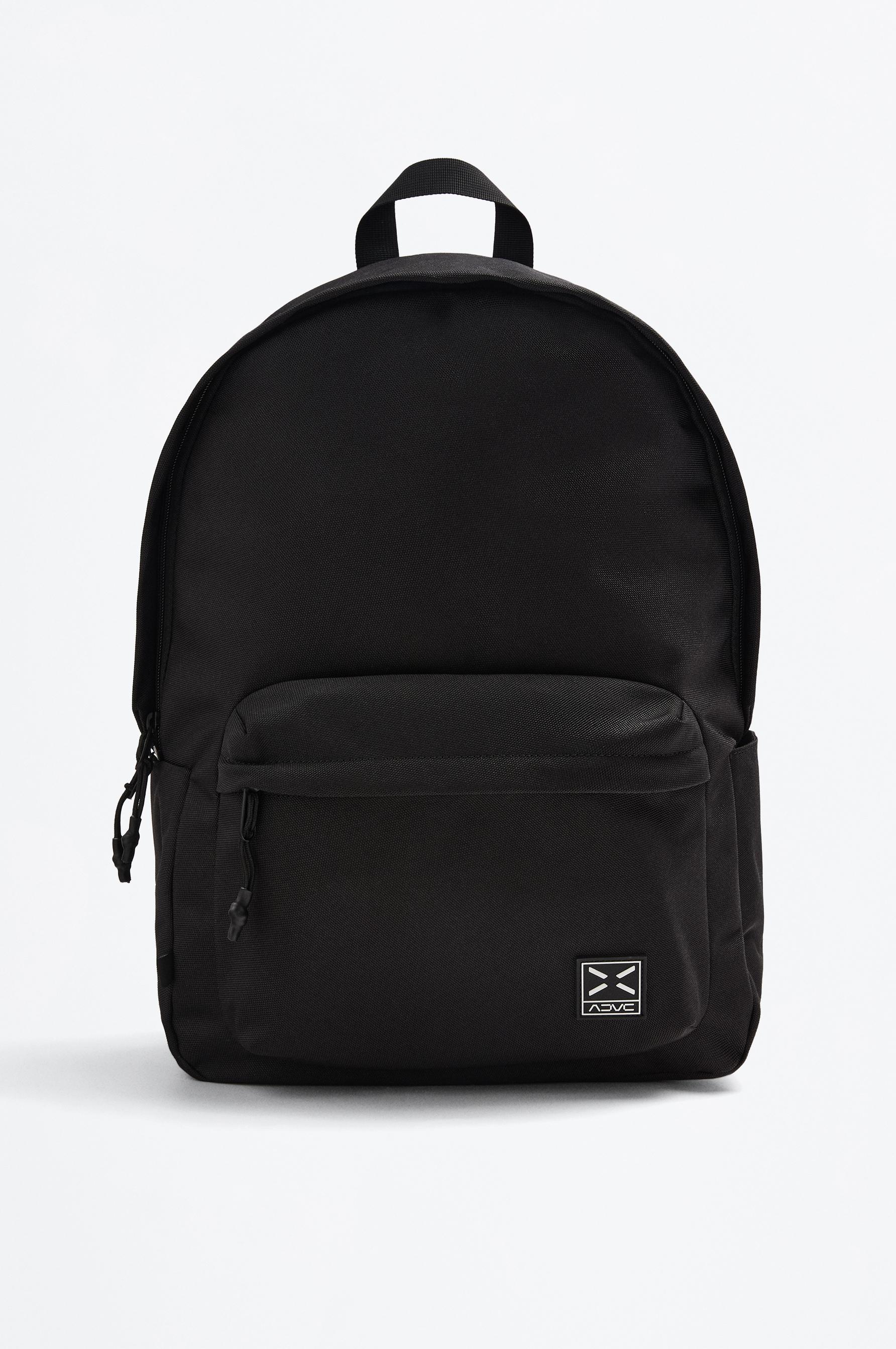 Basic backpack — BLACK