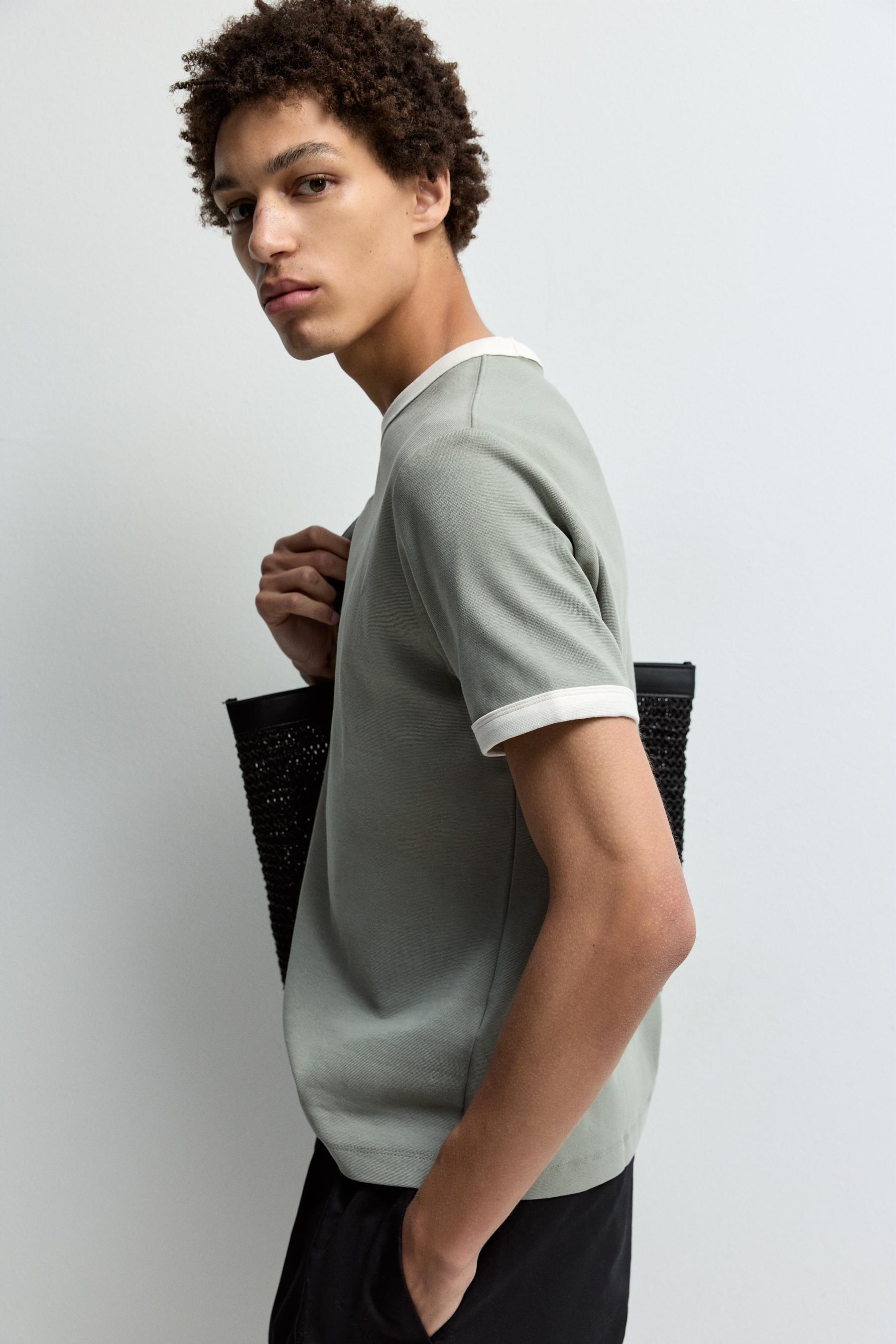 Contrast T-shirt — BILLIARD GREEN