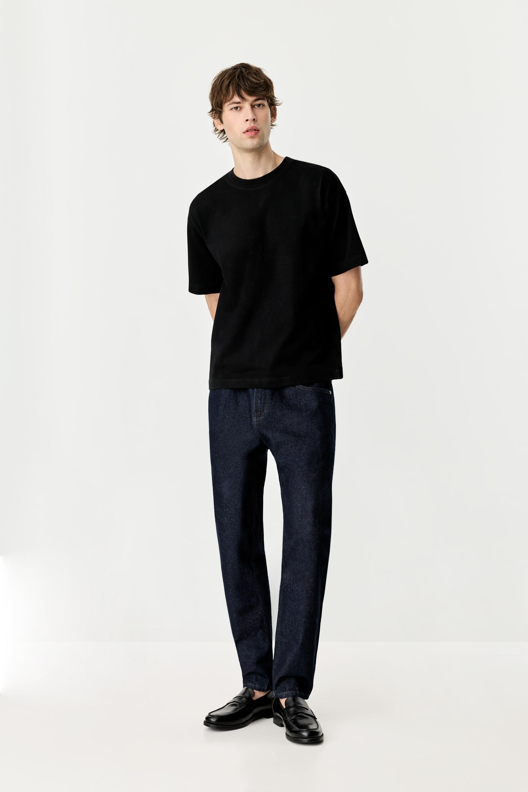 Boxy medium weight T-shirt — BLACK