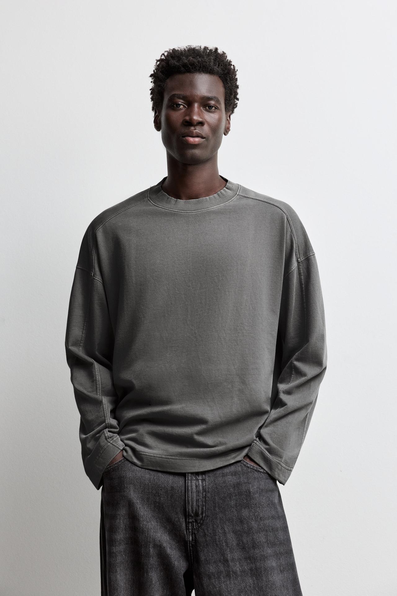 Washed-effect sweatshirt — BLACK