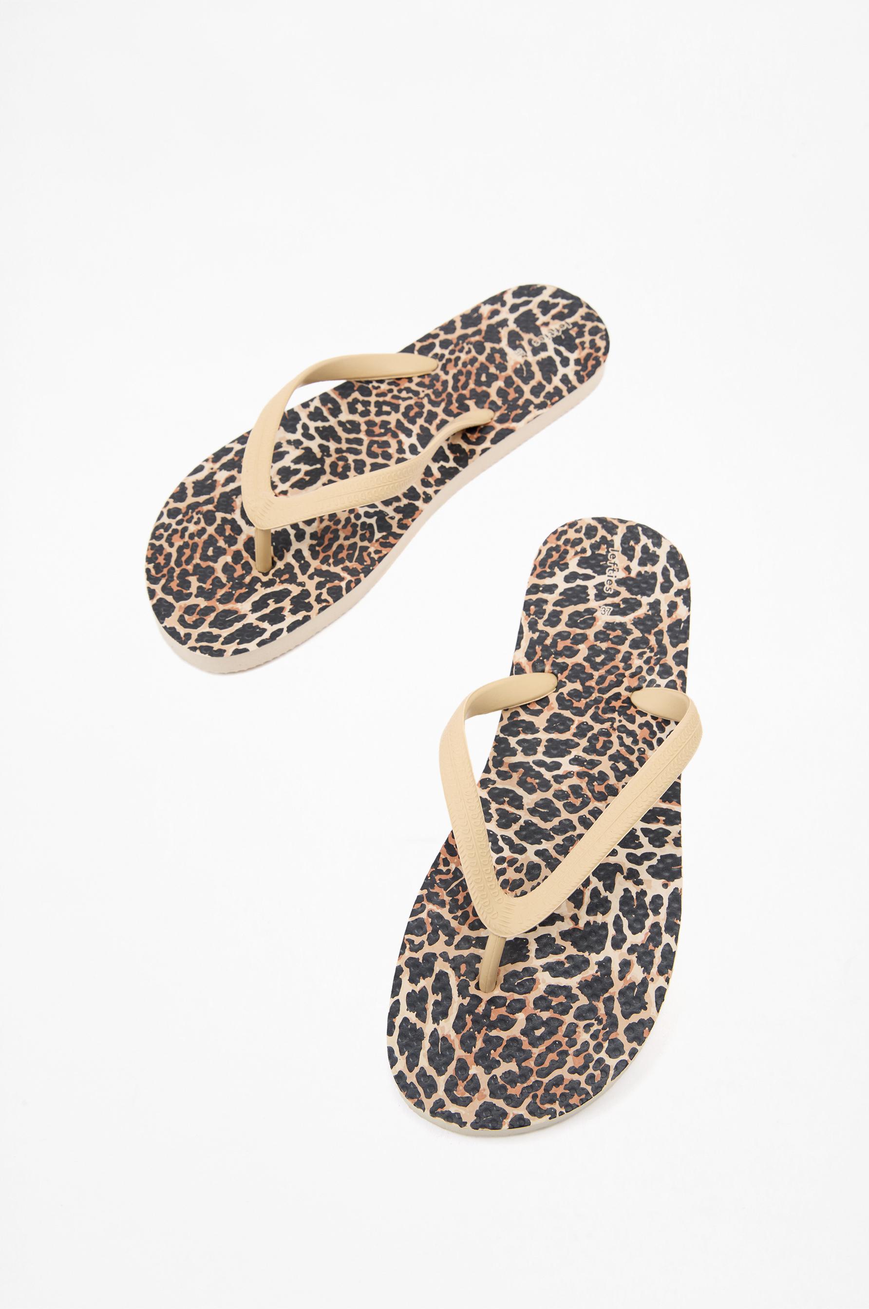 Animal print bath sandal — LEOPARD