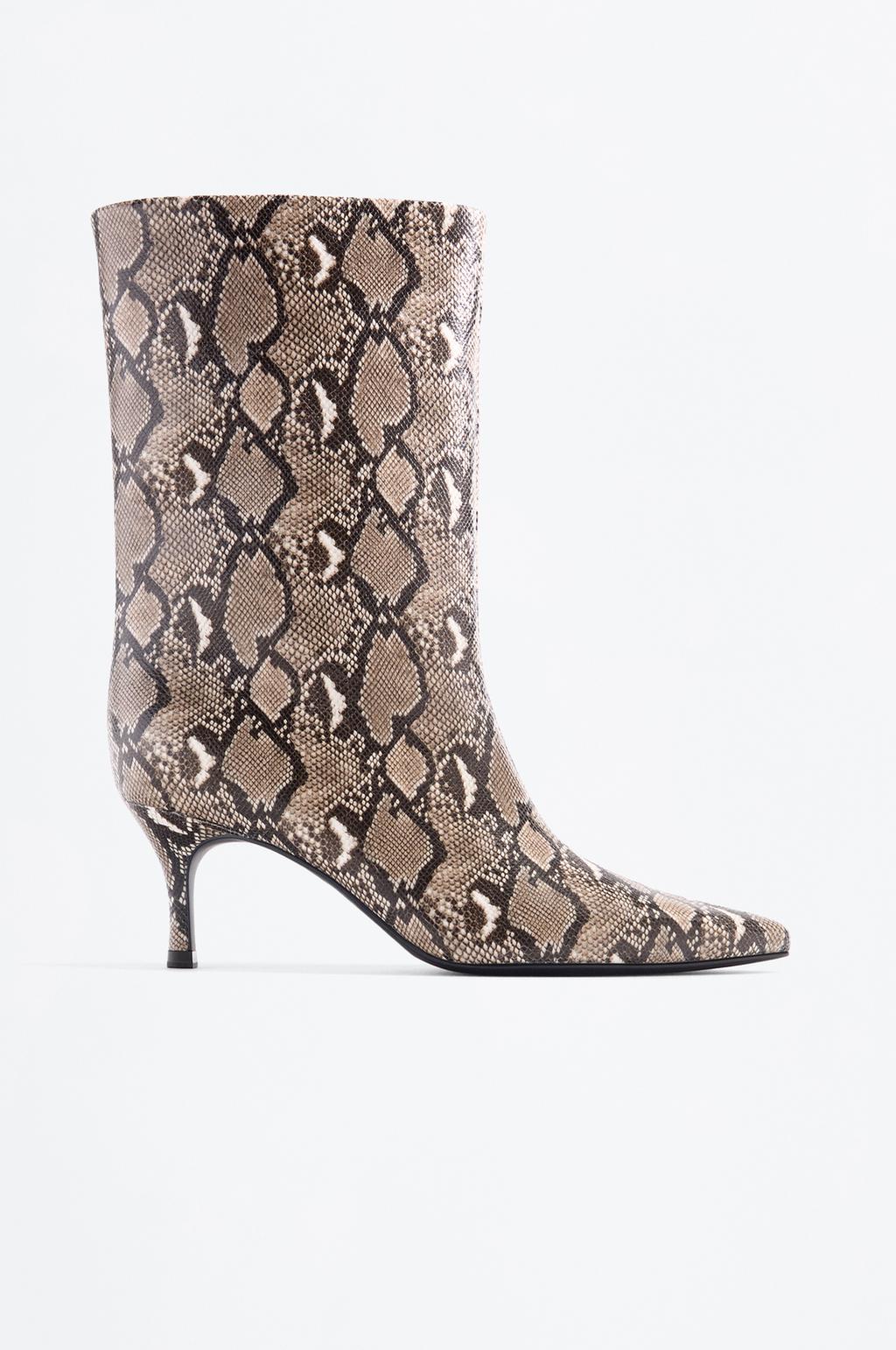 Stivale con tacco stampa animalier