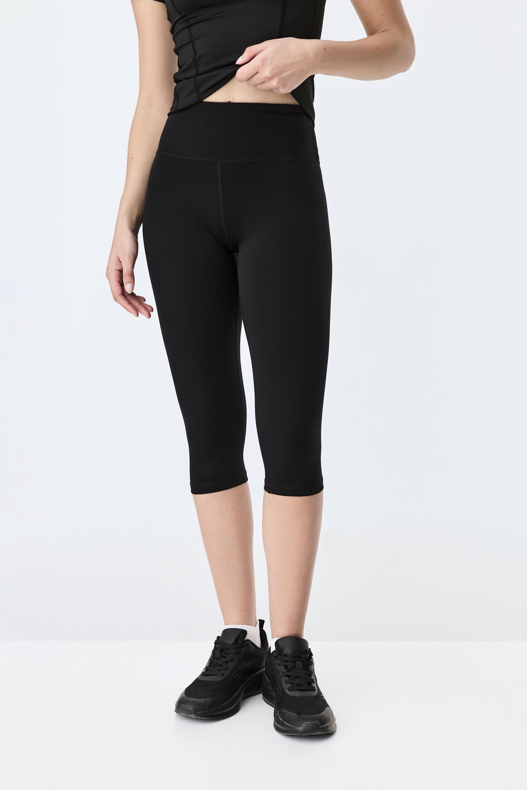 Capri leggings — BLACK