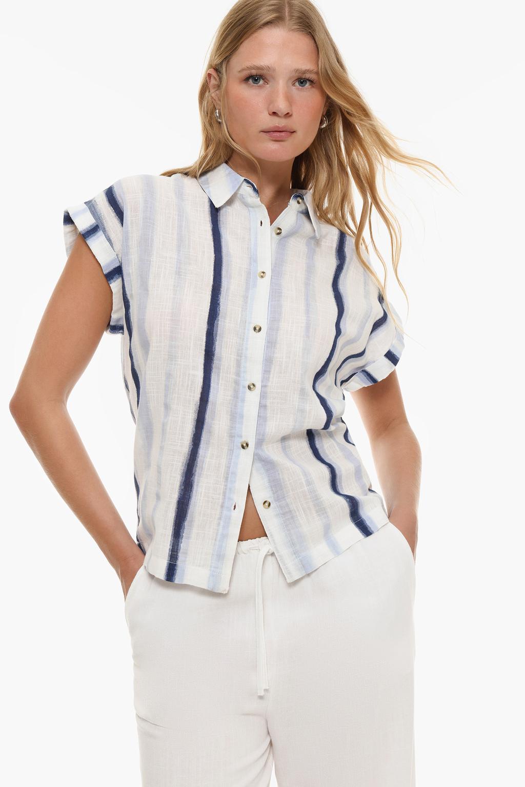 Camisa manga sisa dobladillo