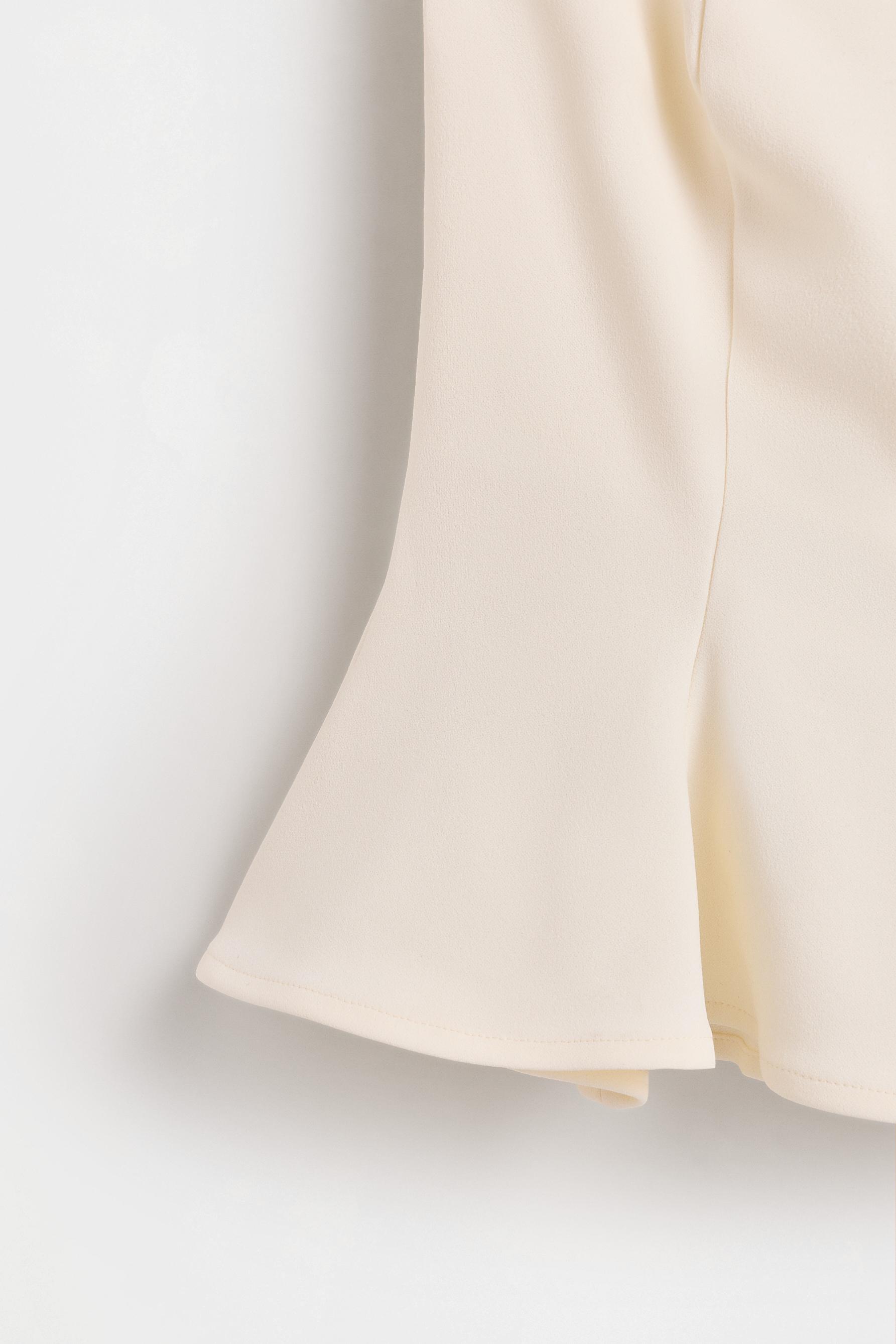 Sweetheart peplum top — OFF WHITE
