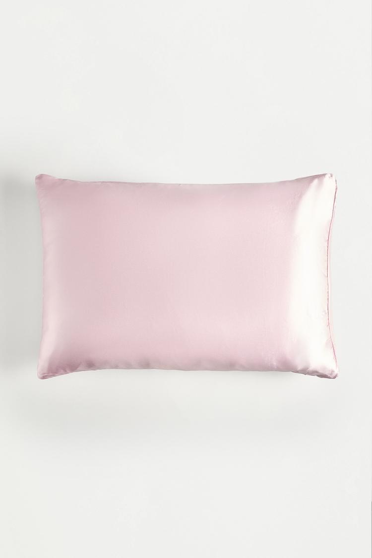 Satin pillowcase — CHALK PINK