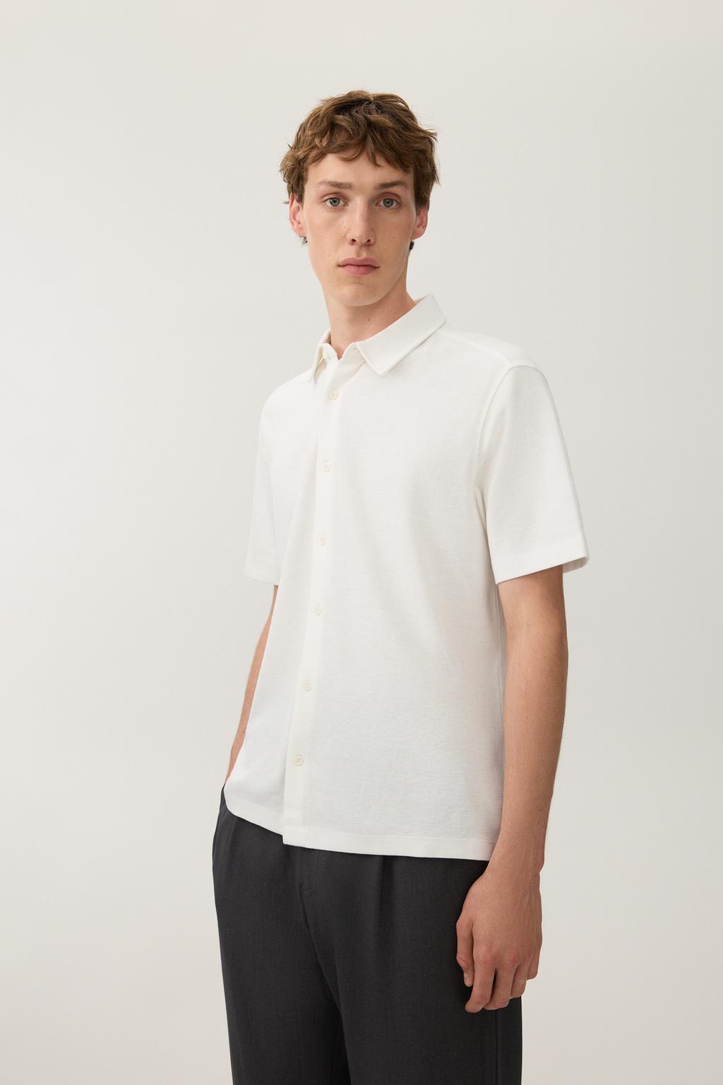 Camisa básica textura