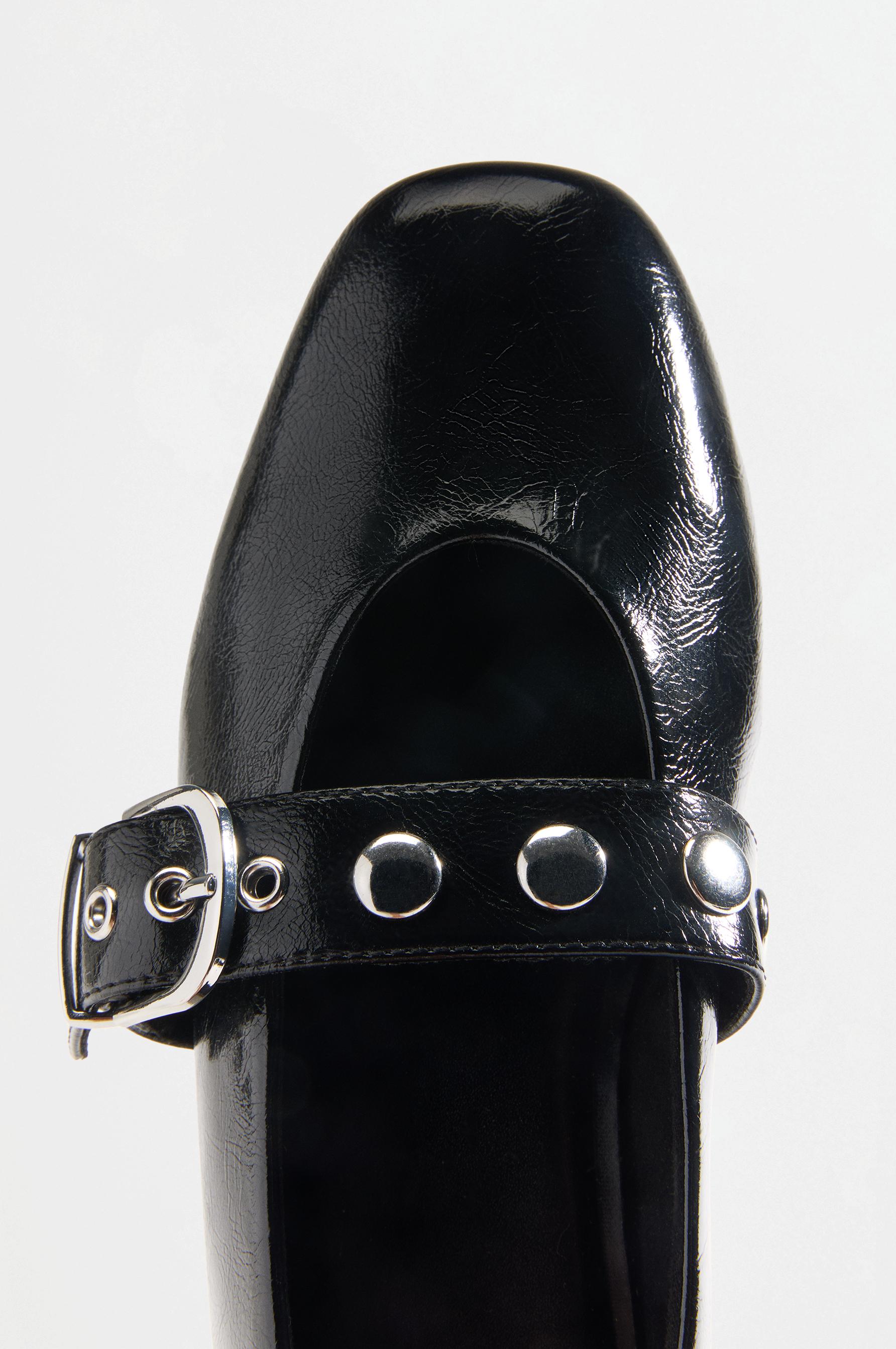 Studded ballet flats — BLACK
