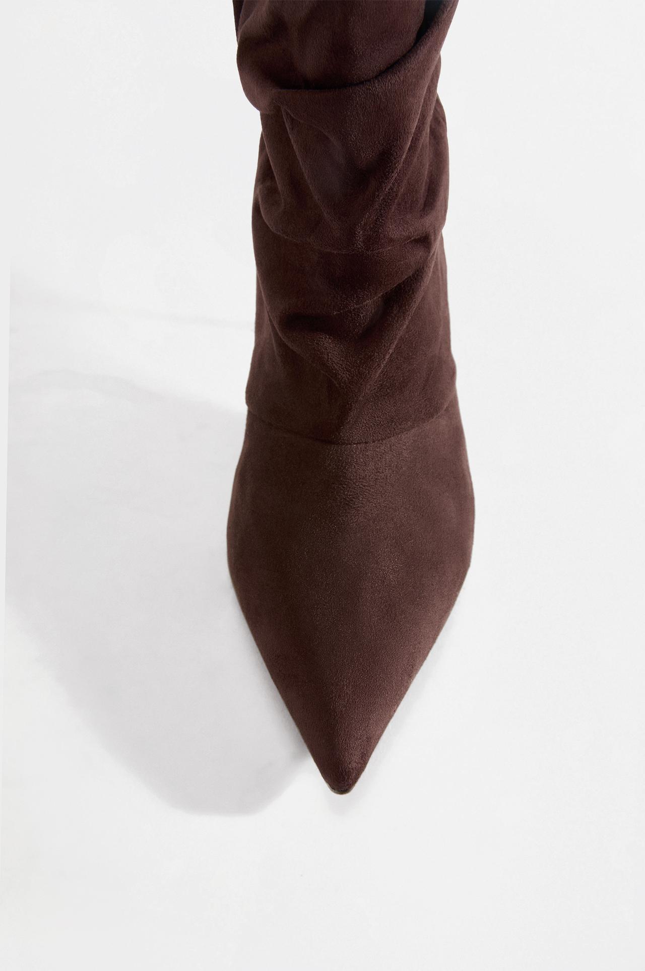 Slouchy ankle boots — BROWN