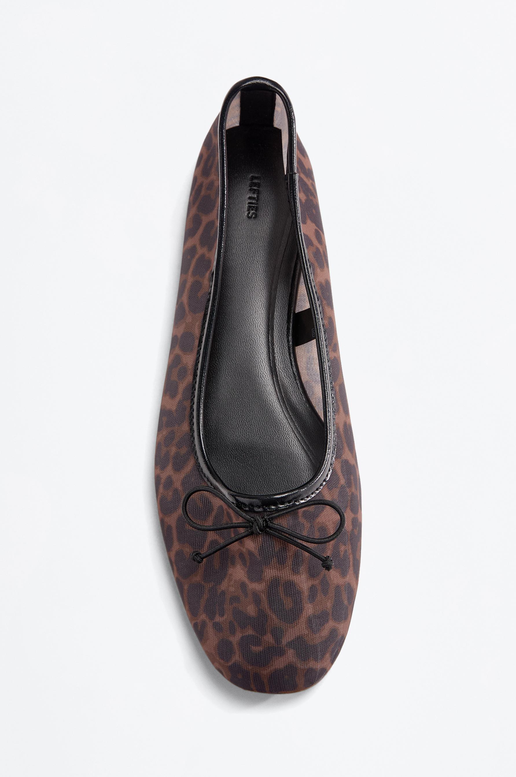 Animal print ballet flats — LEOPARD
