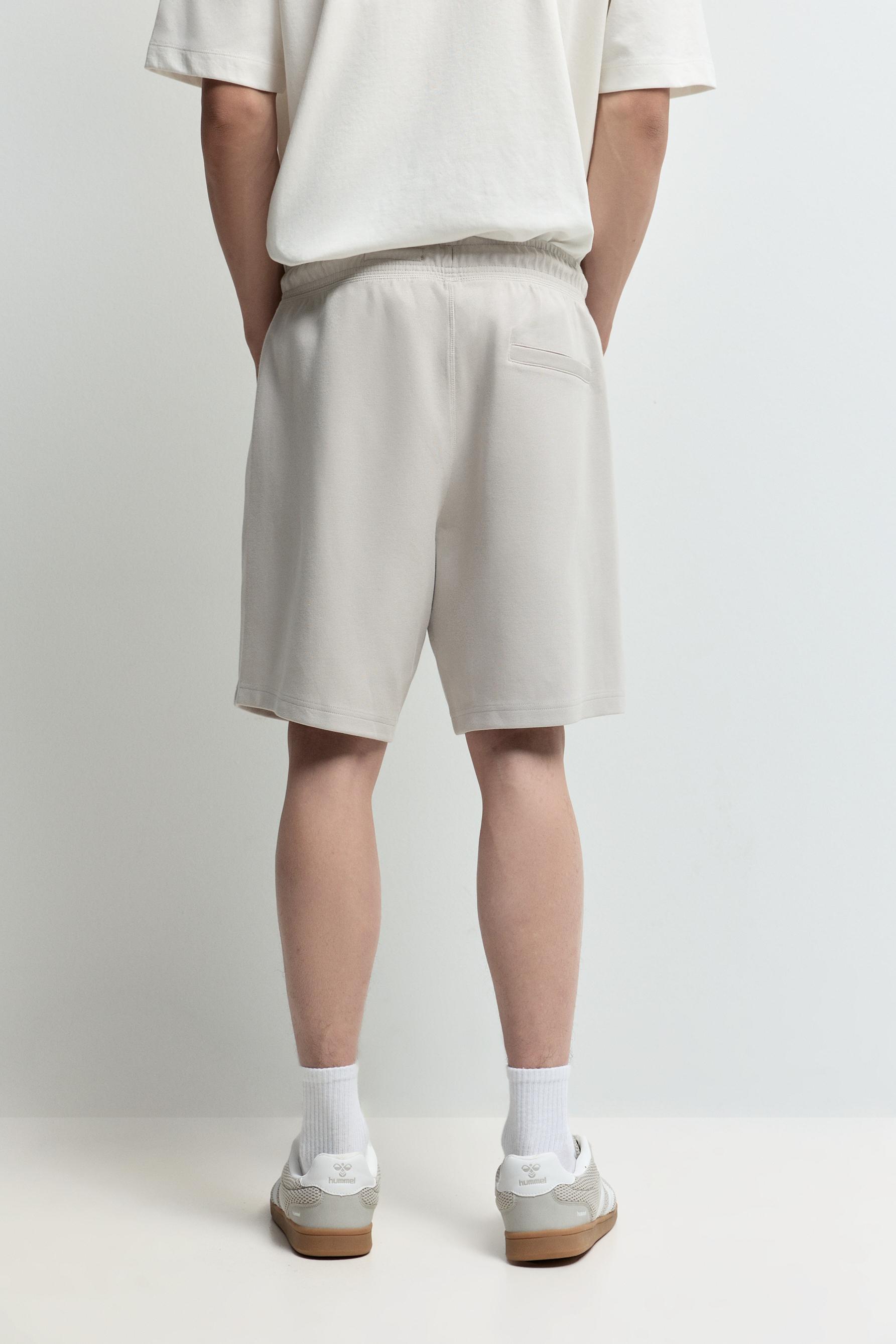 Interlock Bermuda shorts — PALE GREY
