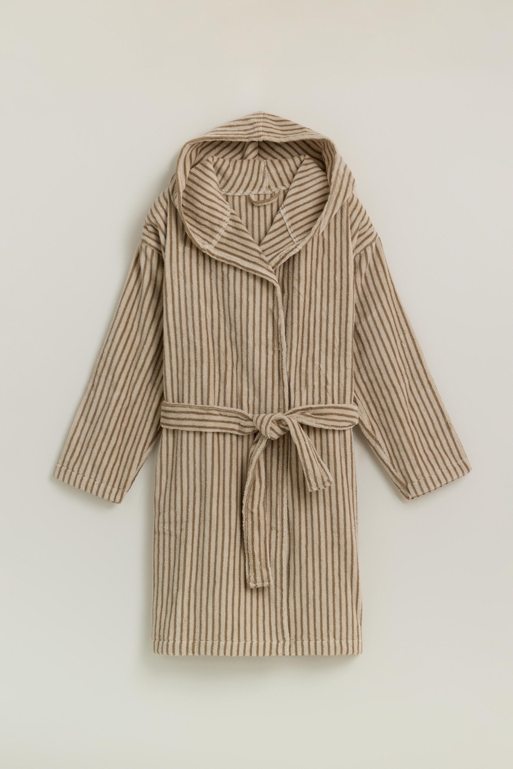 Albornoz rayas capucha