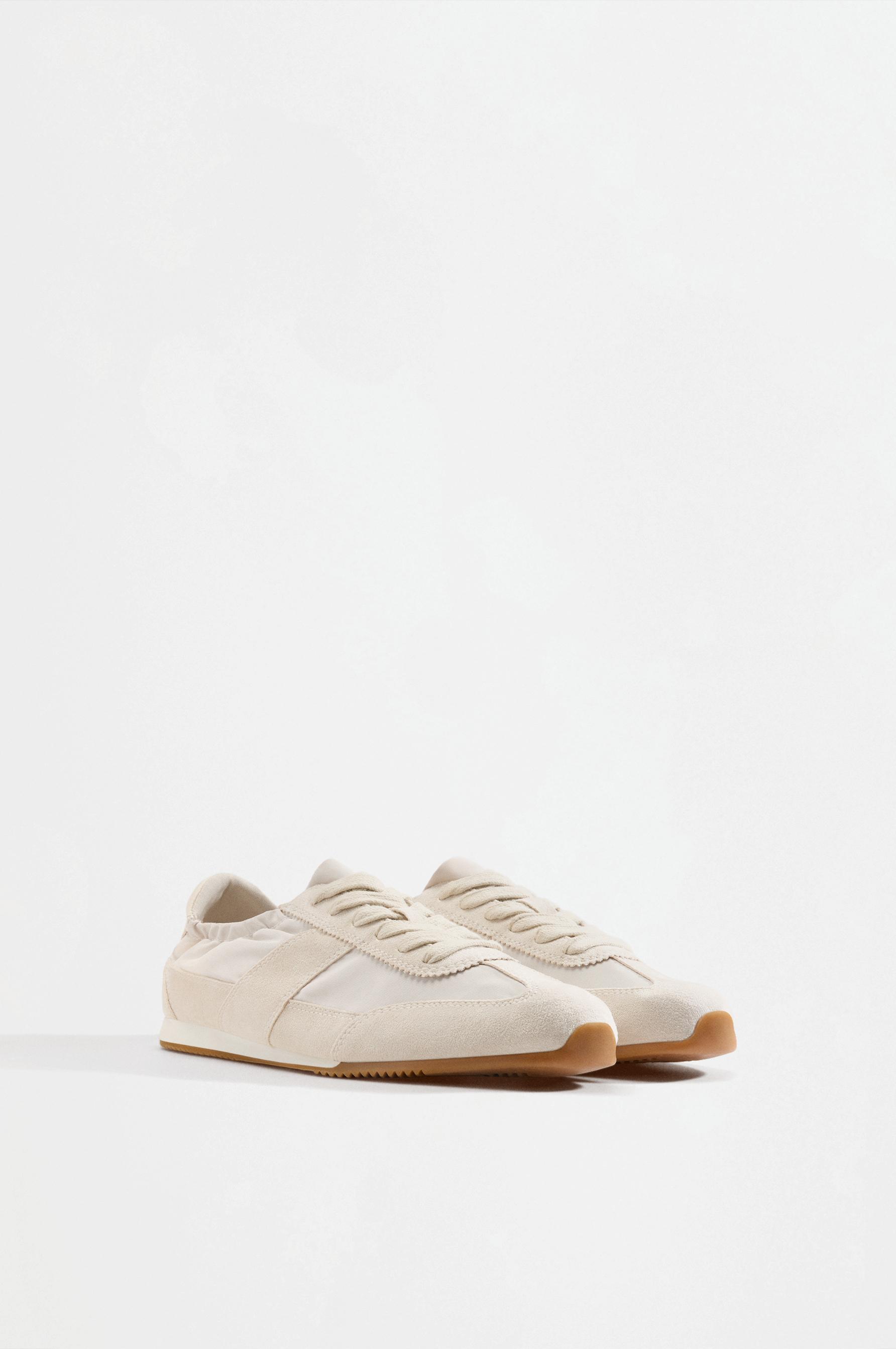 Sneakers — ECRU