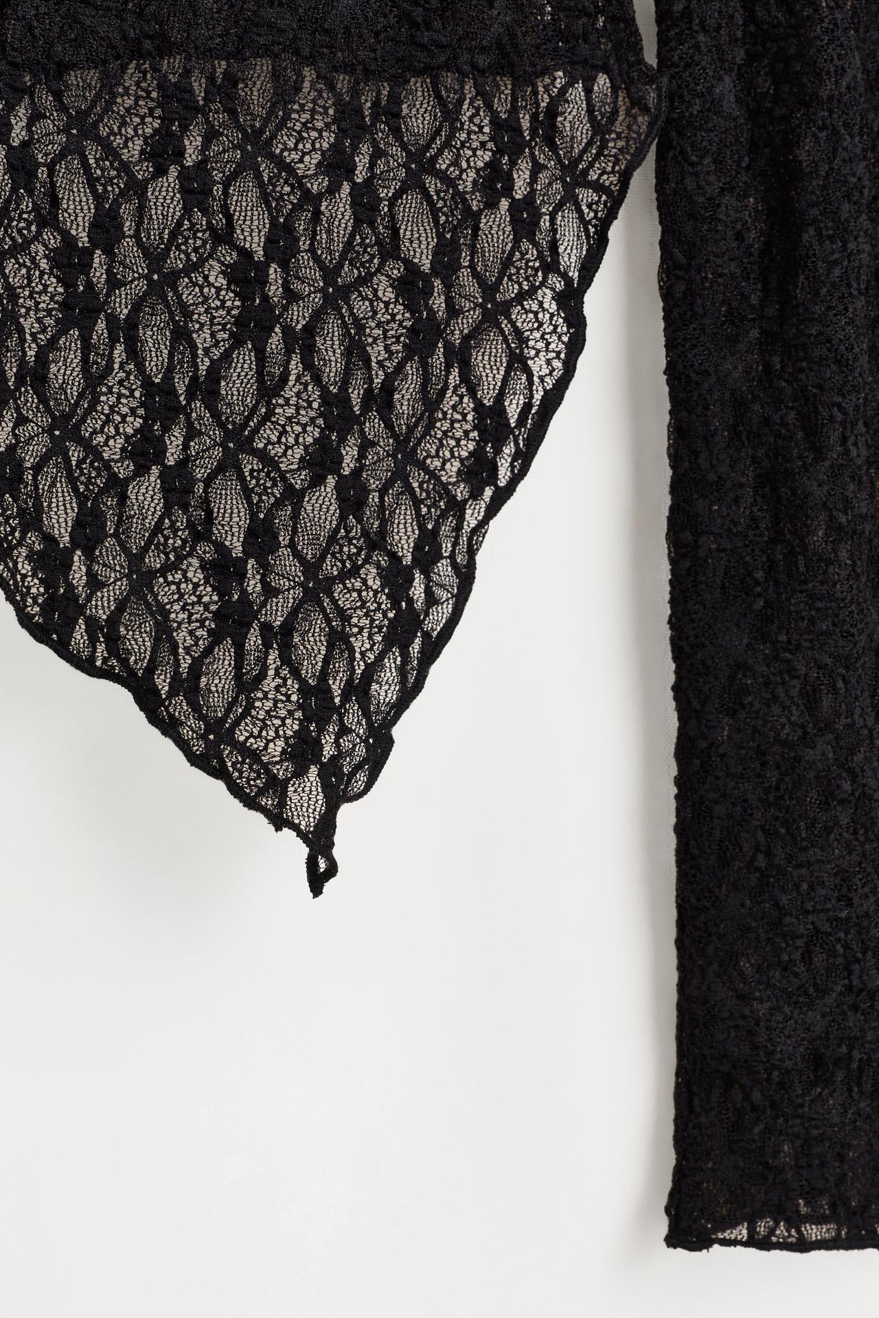 Lace T-shirt with asymmetric hem — BLACK