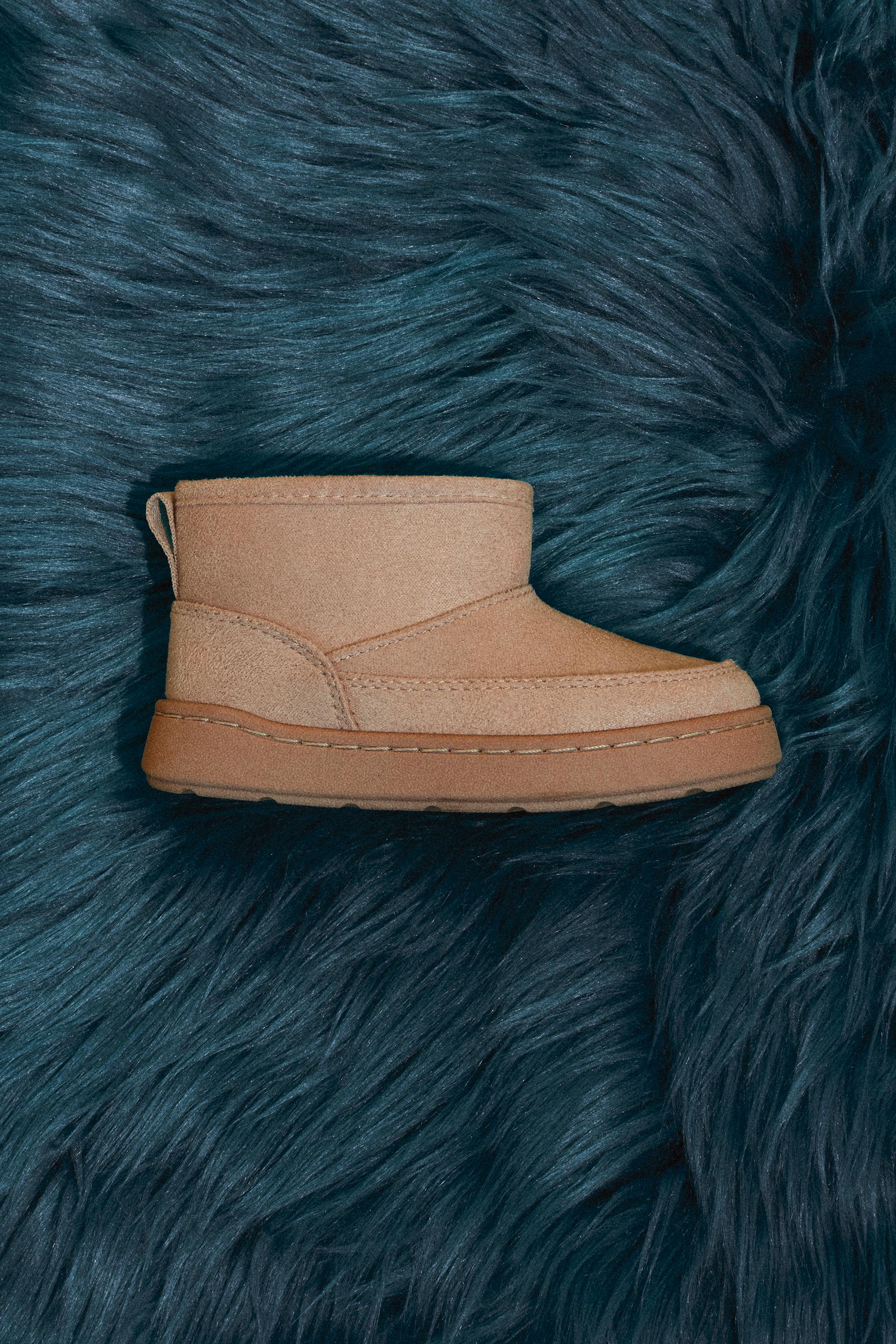 Lined faux fur boot — LEATHER
