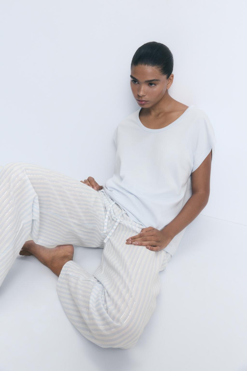 Pyjamas with metallic details