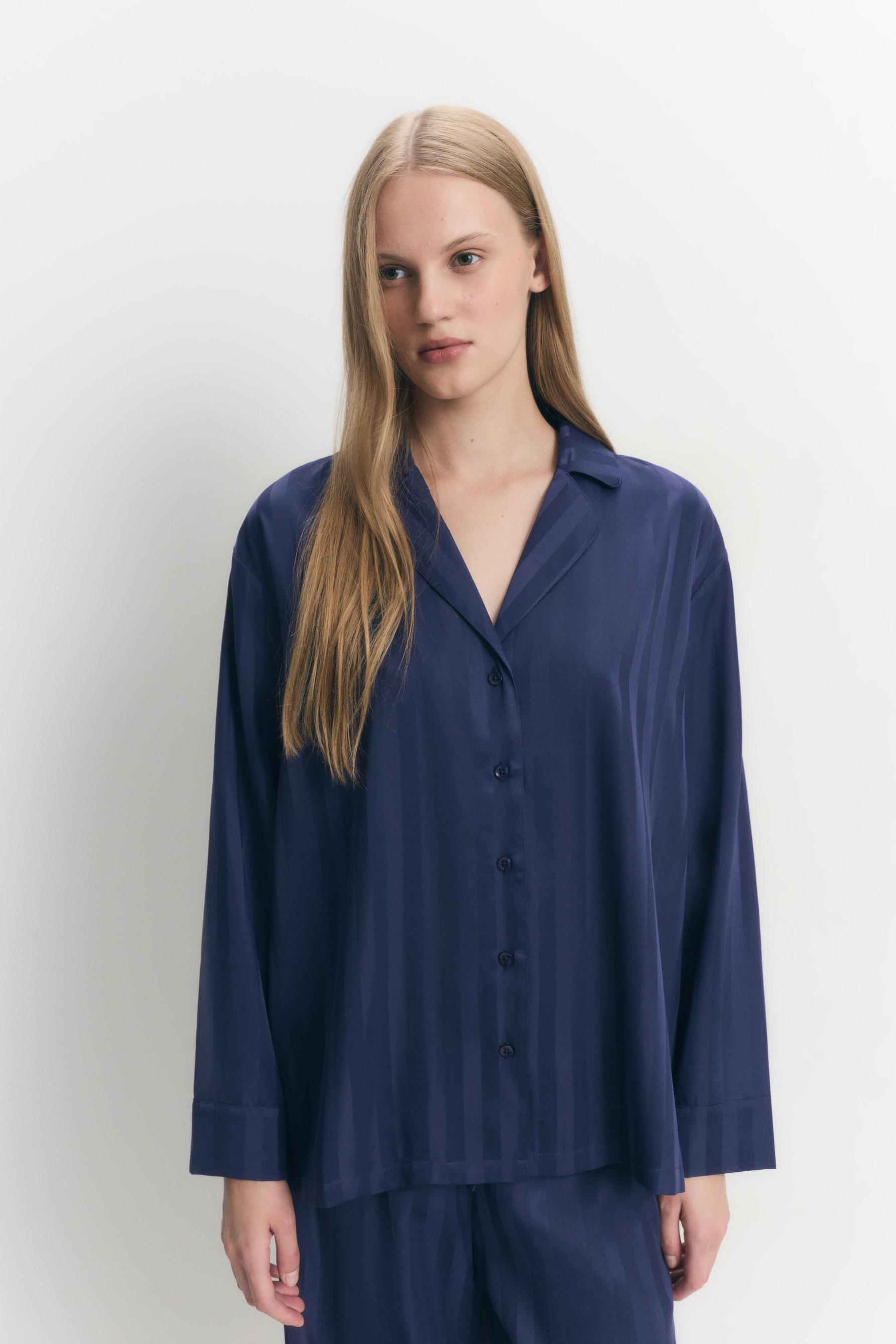 Pijama largo satinado