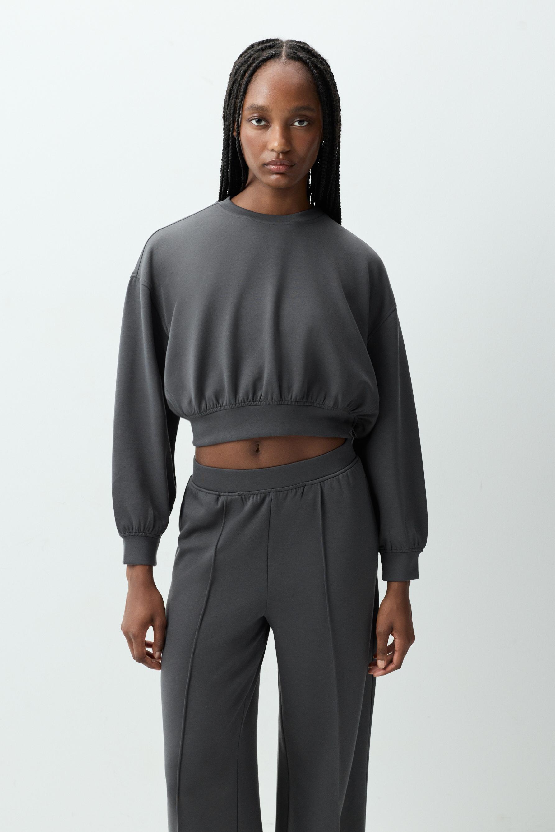 Sudadera deportiva cropped fluida