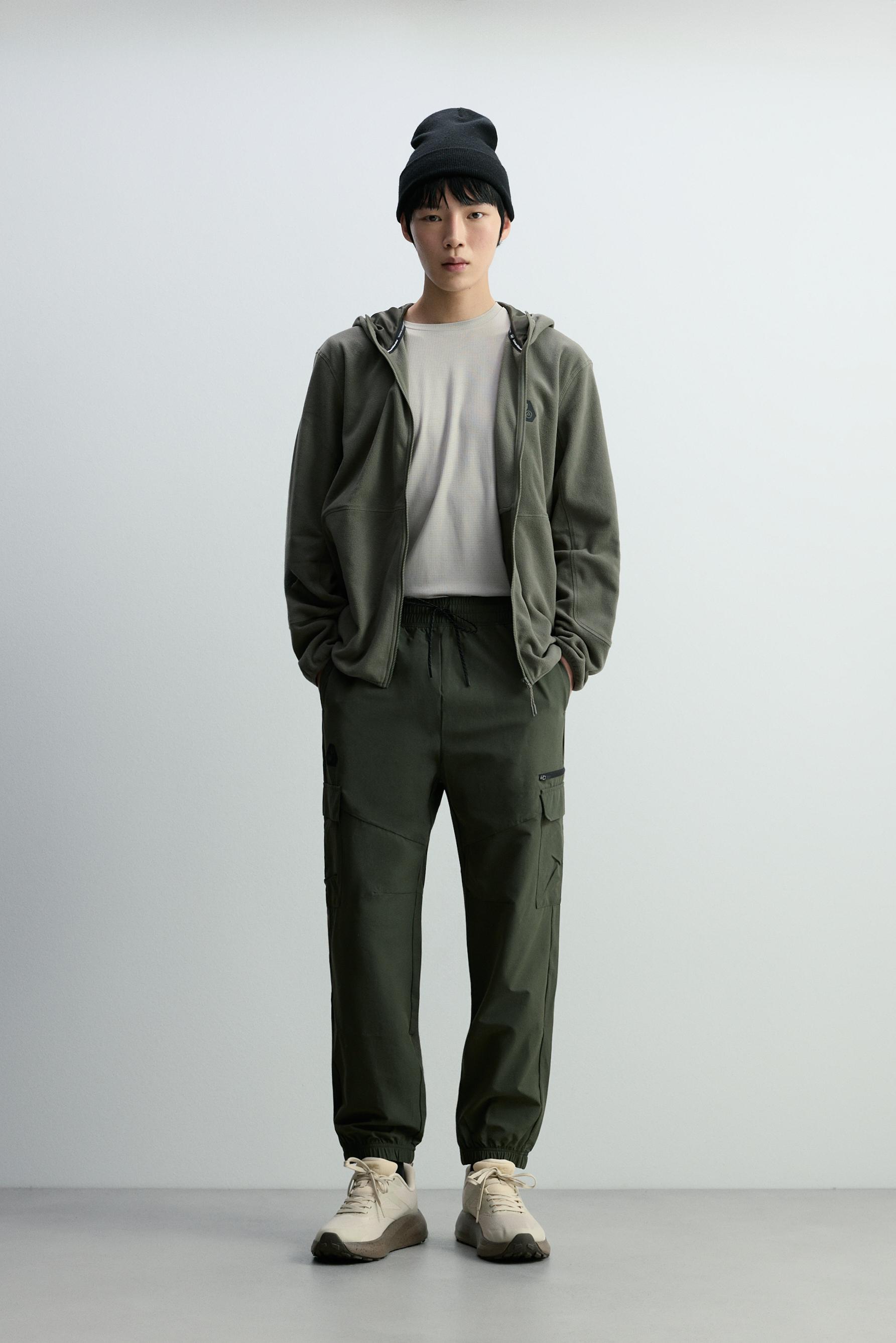 Pantalón deportivo cargo