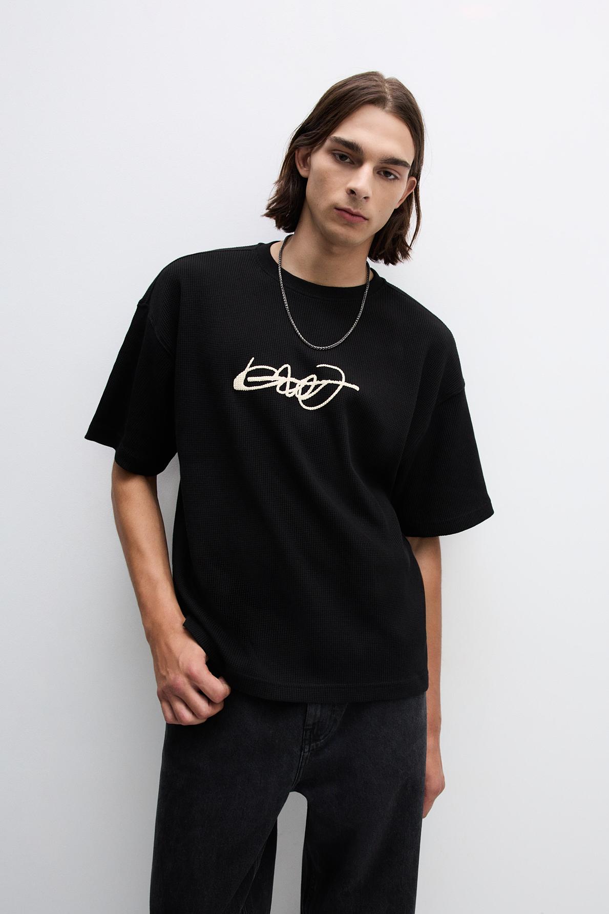 Camiseta estructura estampados