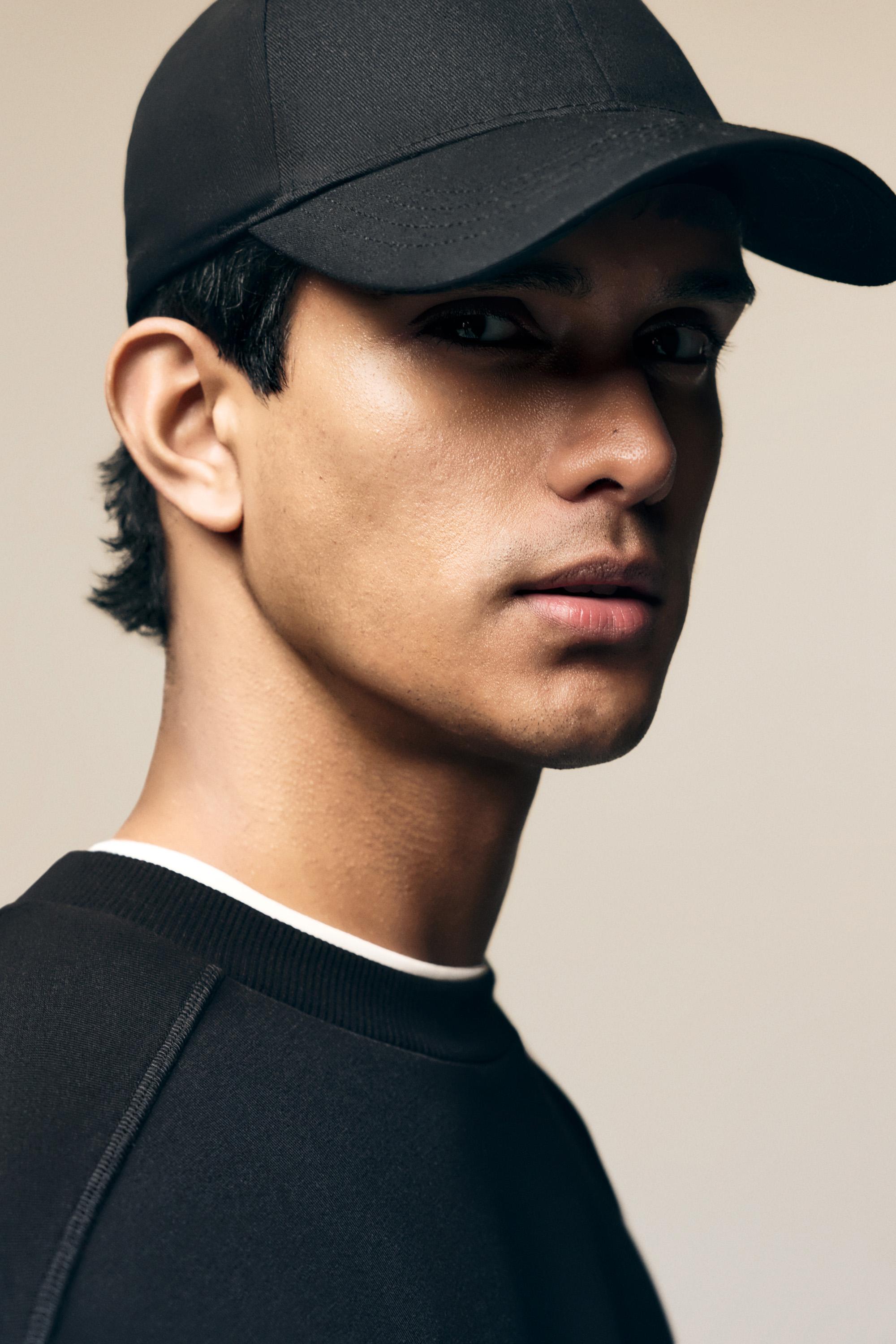 Basic cap — BLACK