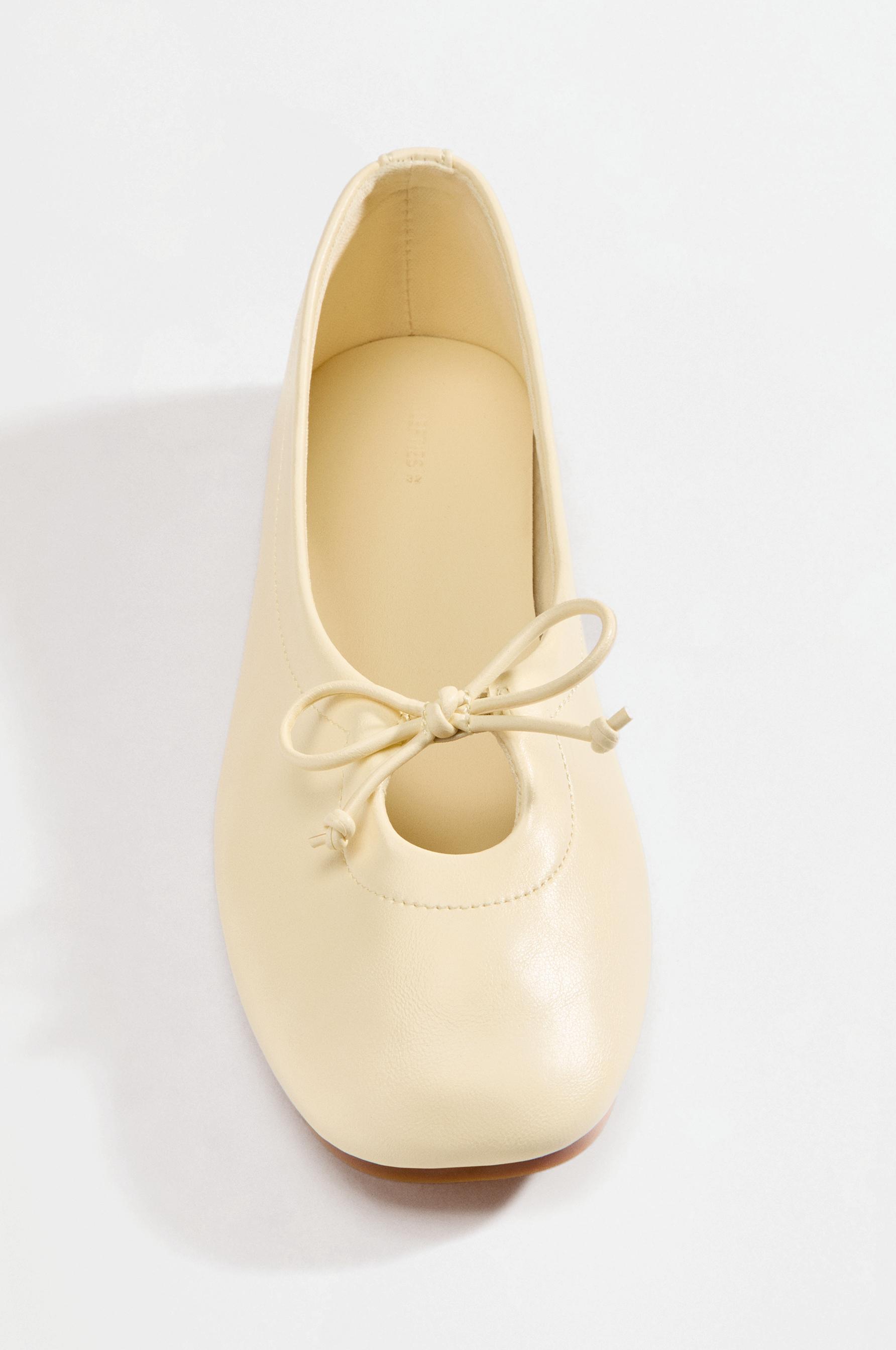 Bow ballet flats — 1-126