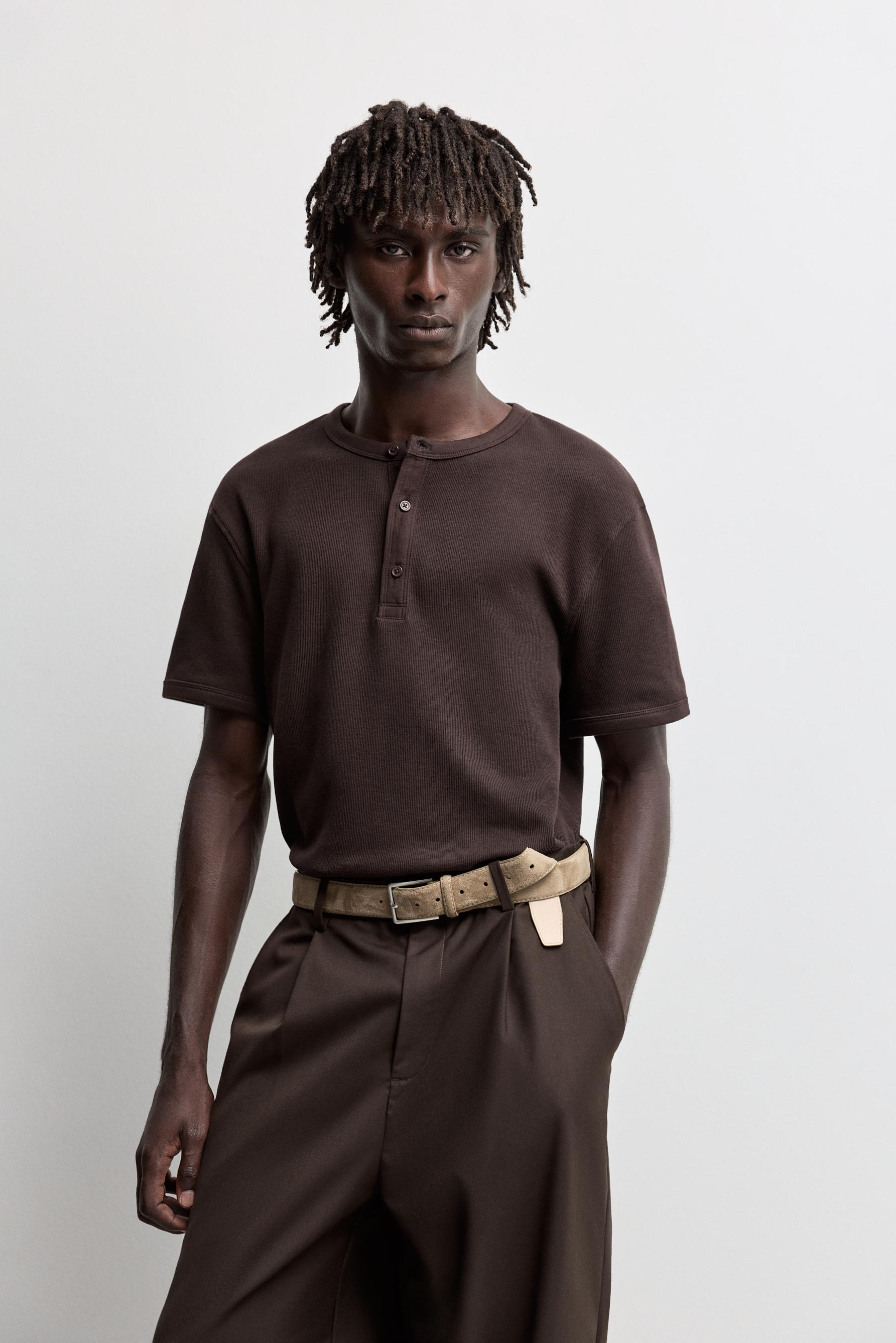 Textured henley T-shirt — DARK BROWN