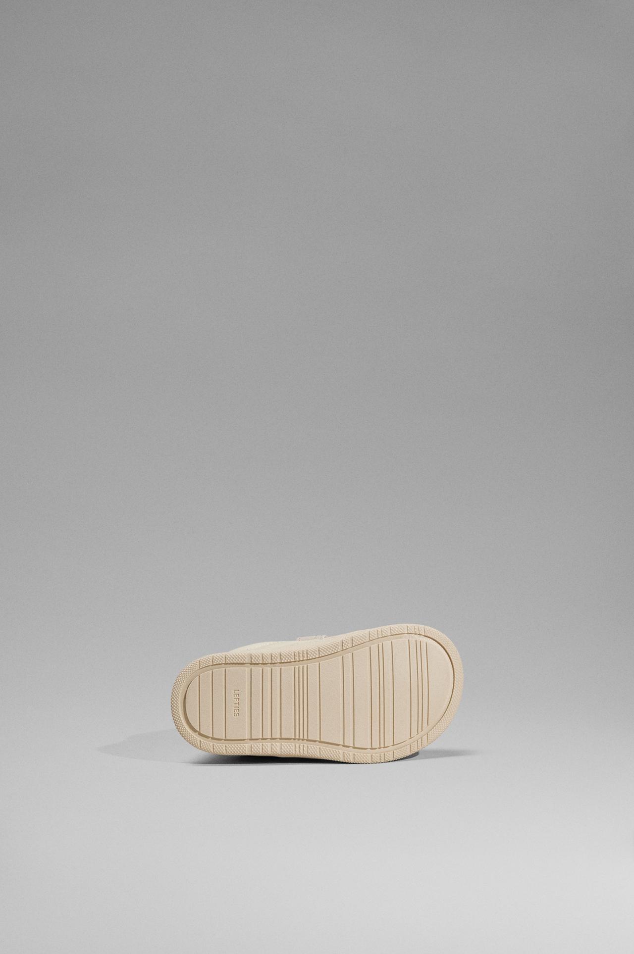 Barefoot Casual Sneakers — BEIGE