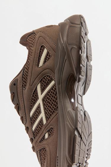 Multi-piece trainers — BROWN 4