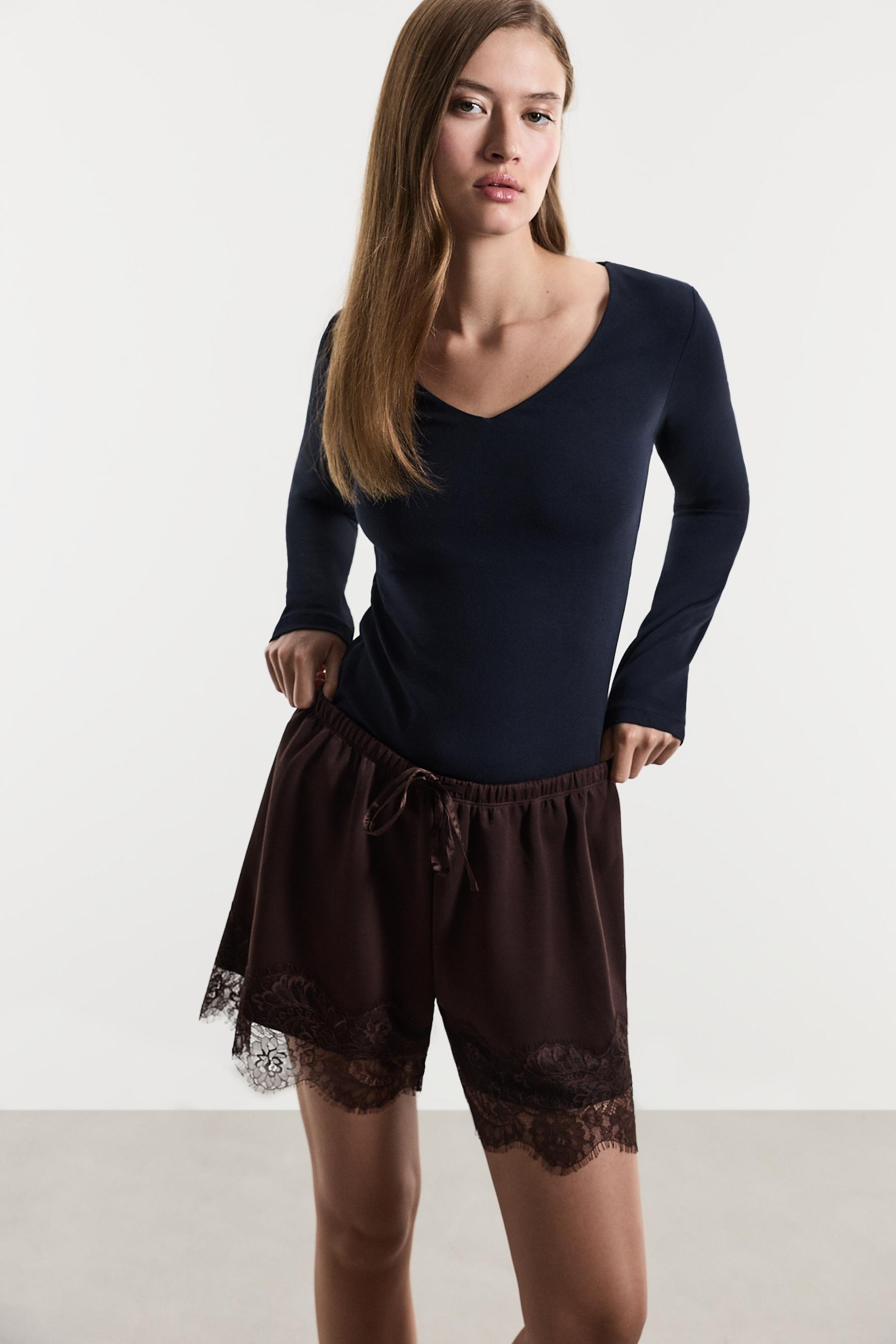 Long sleeve V-neck T-shirt — DARK NAVY